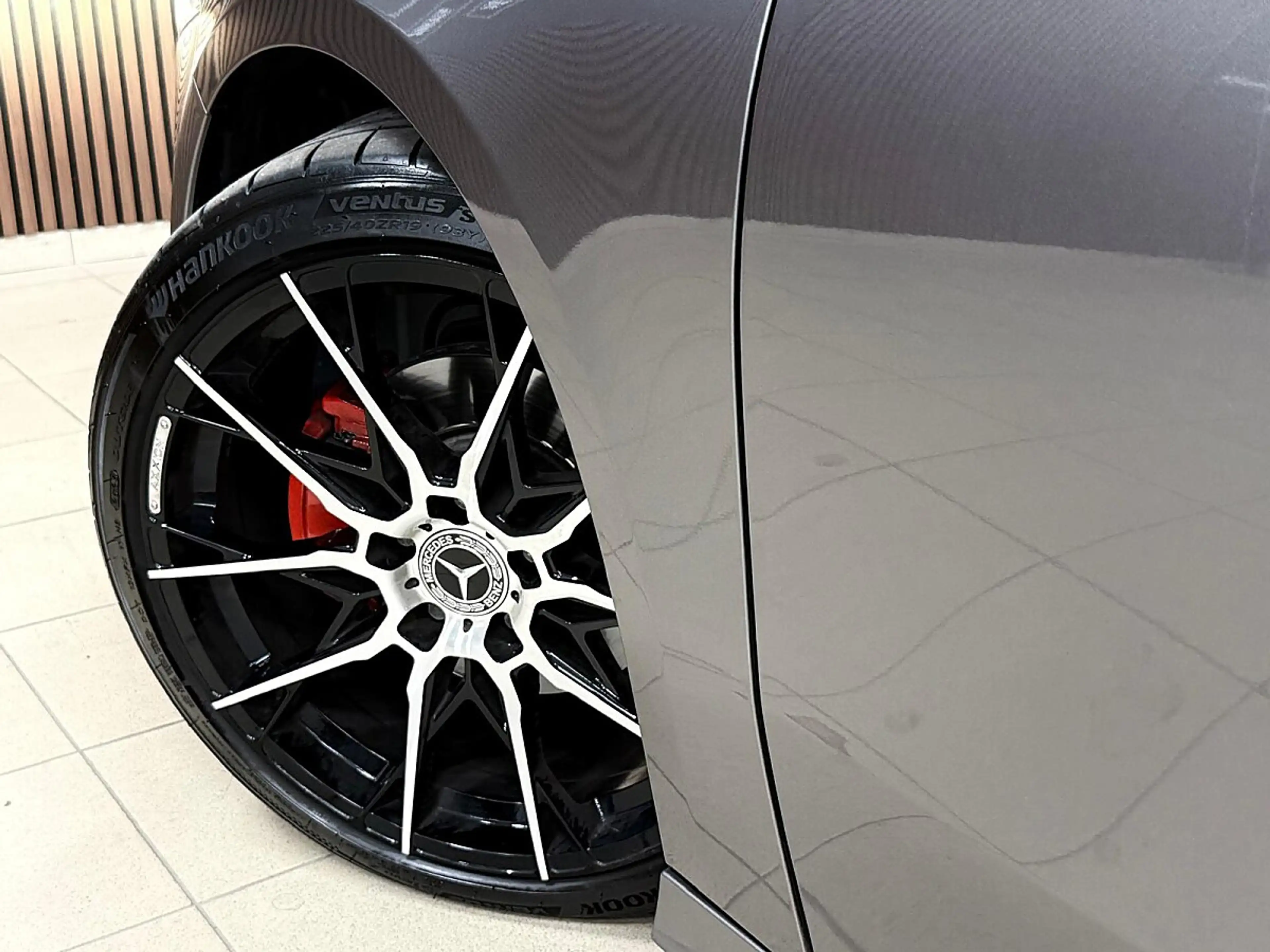 Mercedes-Benz A 200 Lim. AMG Line *Panoramadach*uvm.* — photo 12