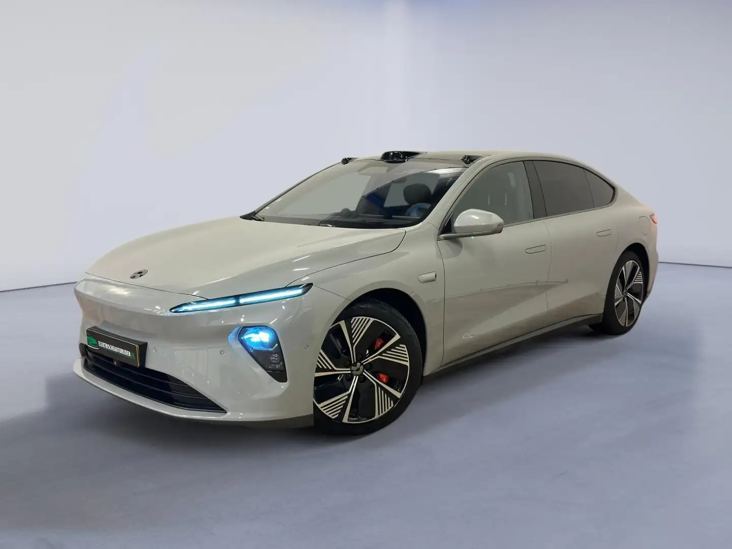 NIO ET7 75 kWh |INCL BTW| VOL|1e EIGENAAR| Grijs - 1