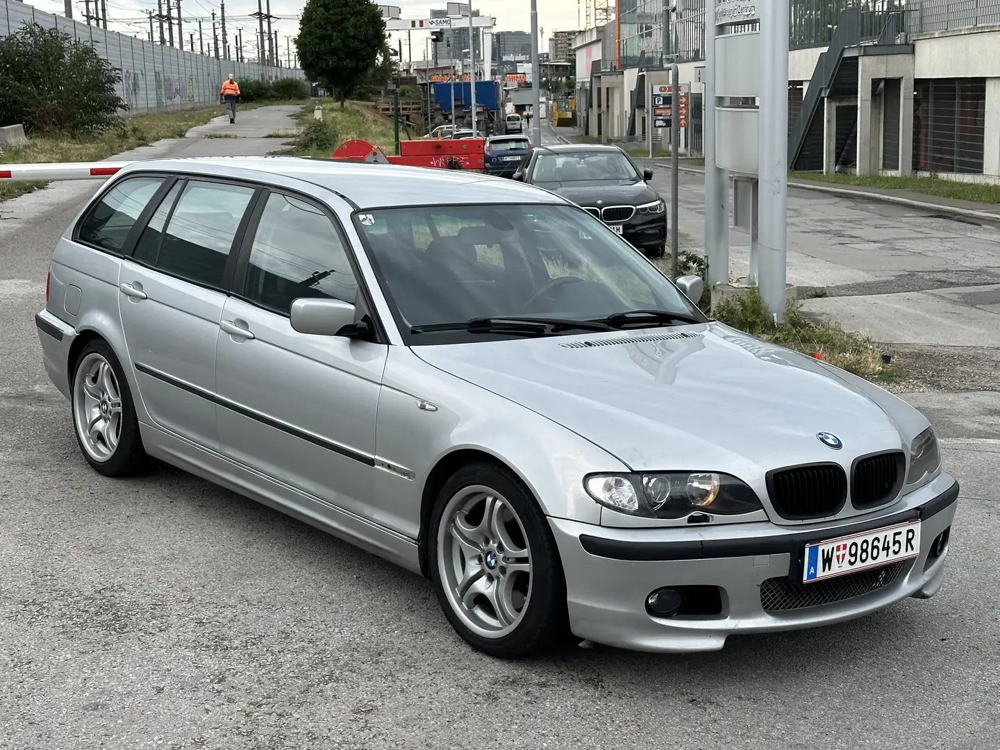 BMW 330 330d touring Automatik - 1