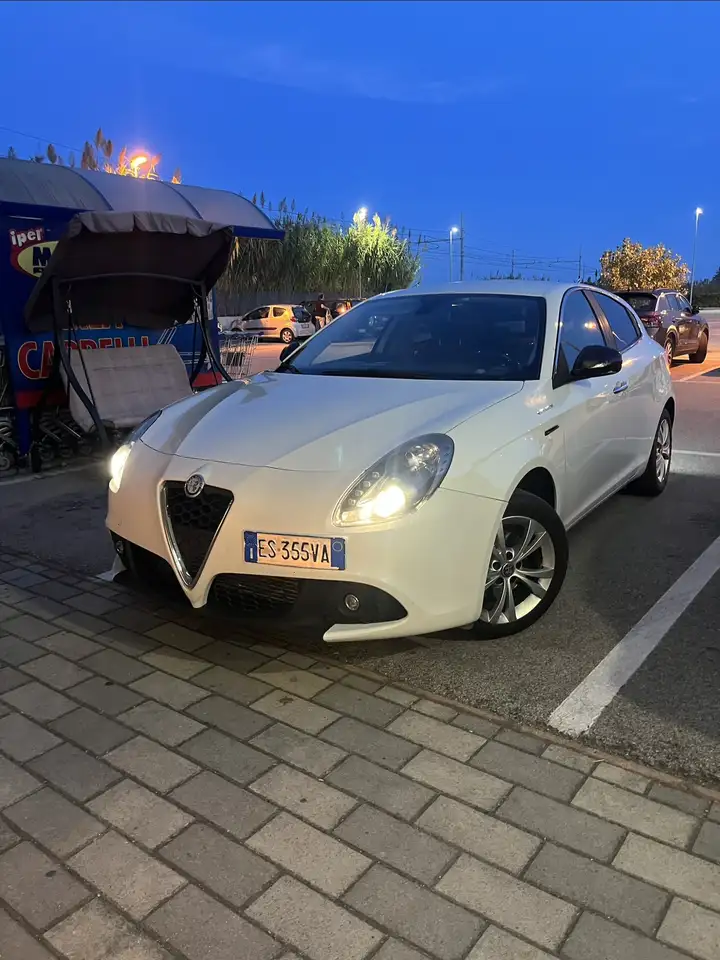 Alfa Romeo Giulietta