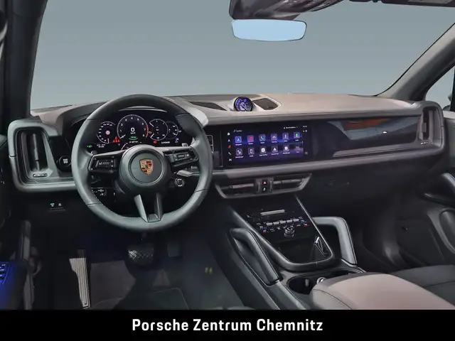 Porsche Cayenne view 7
