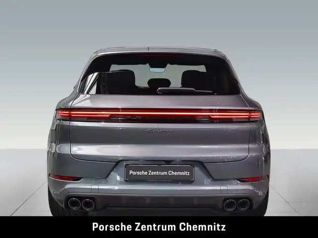 Porsche Cayenne view 5