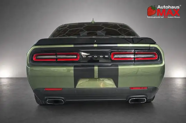 Dodge Challenger view 5