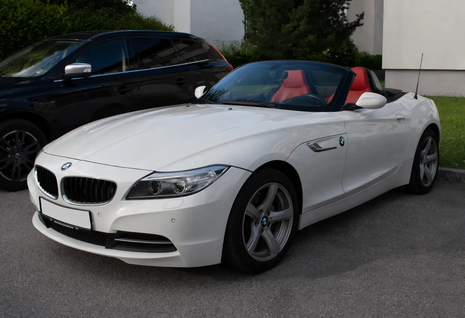 BMW Z4 sDrive 18i Österreich-Paket Aut. Weiß - 1