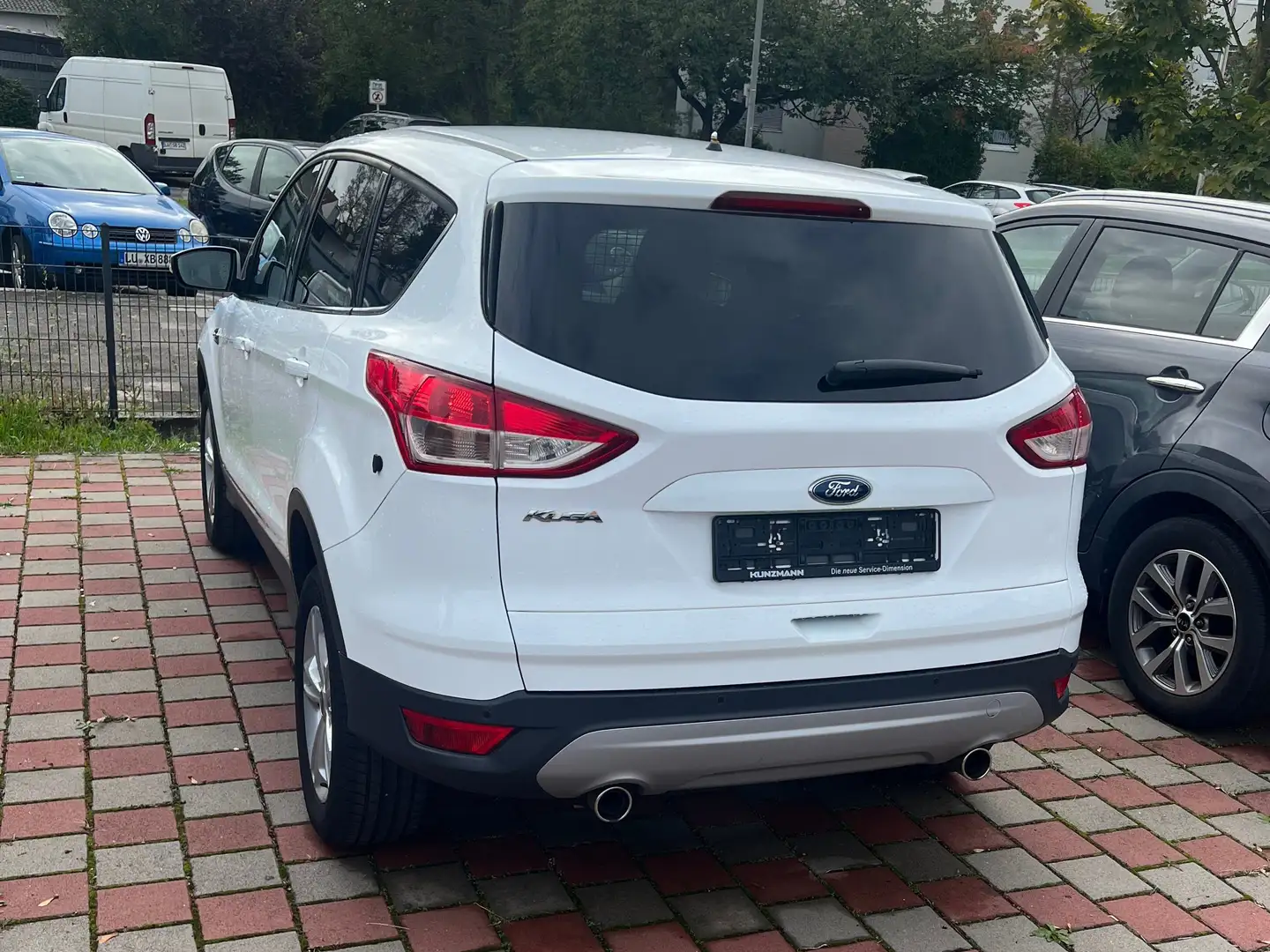 Ford Kuga Sync Edition Wit - 1