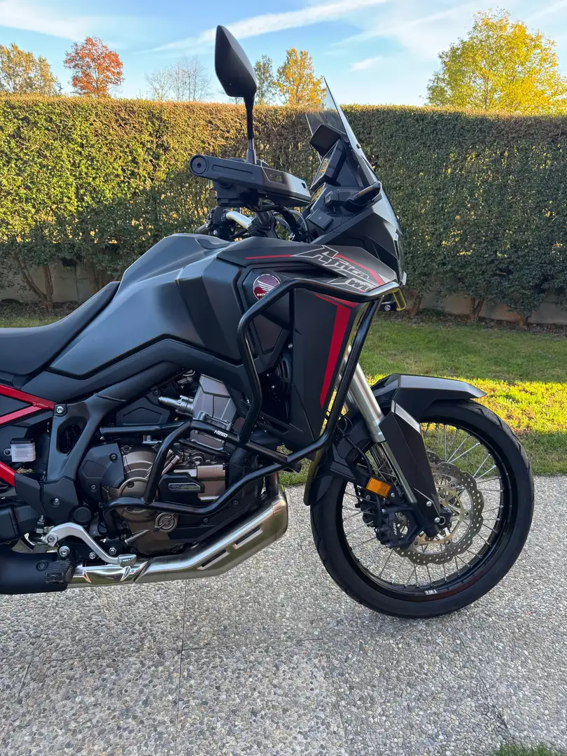 Honda CRF 1100 Africa Twin 1100 dct Černá - 2