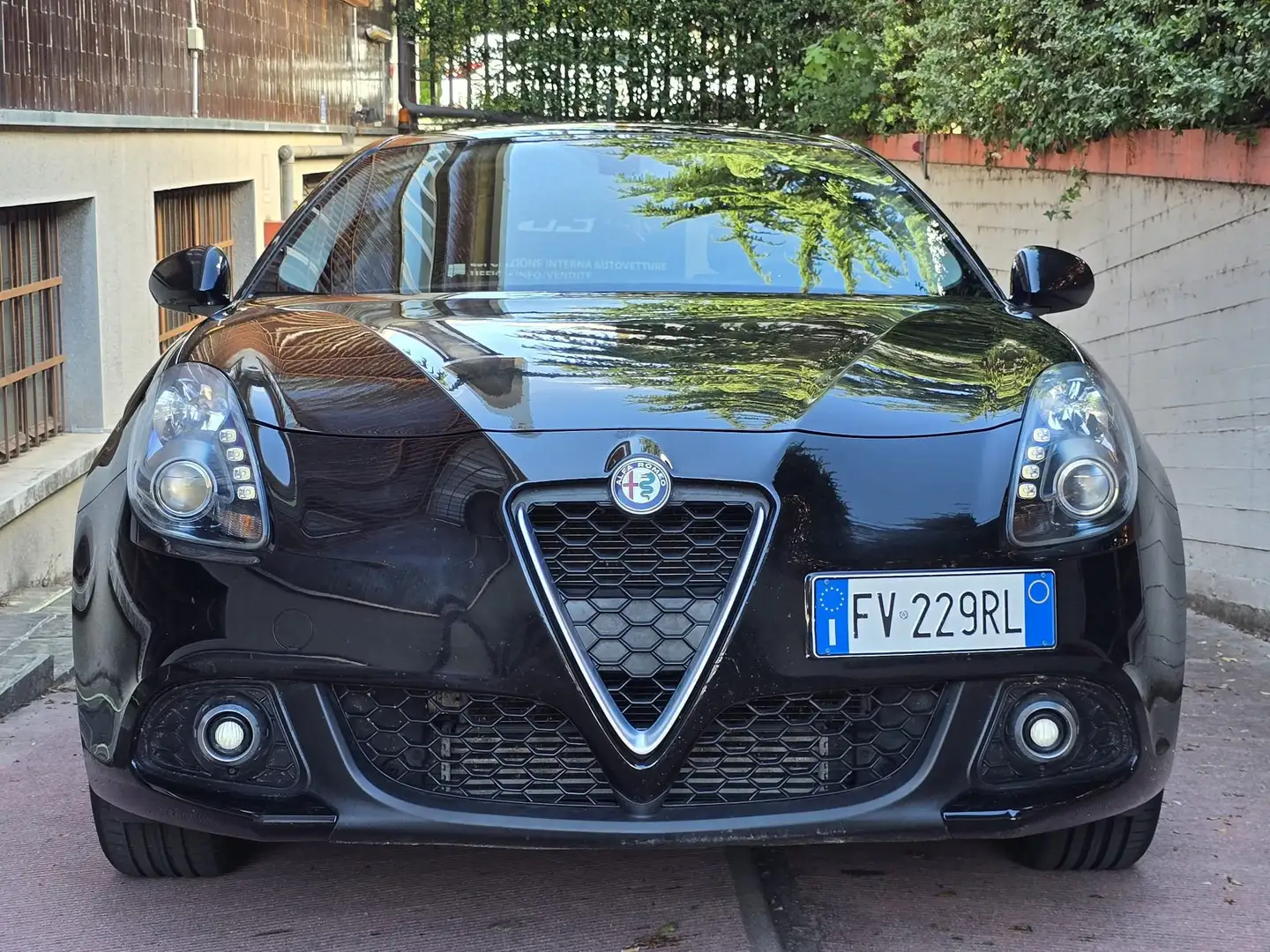 Alfa Romeo Giulietta Giulietta III 2016 1.4 t. Super 120cv my18 Noir - 1