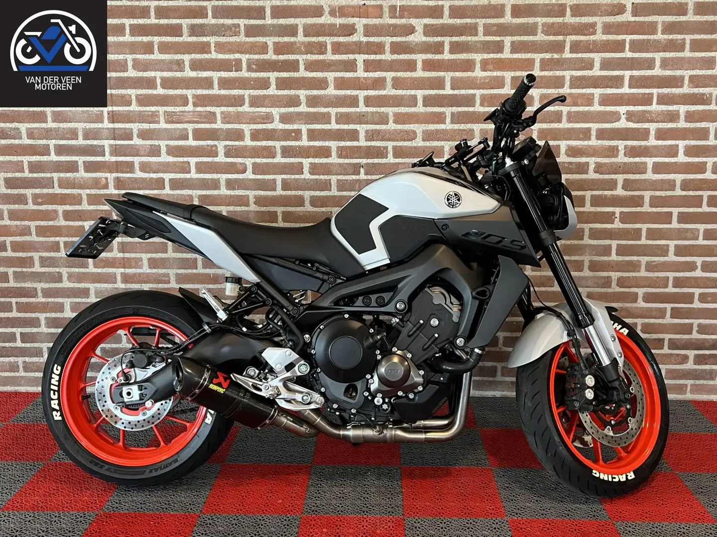 Yamaha MT-09 ABS Gris - 2