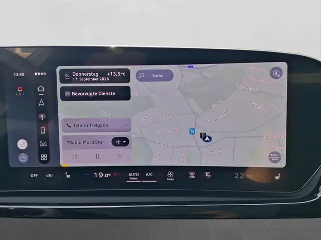 Audi A6 view 15