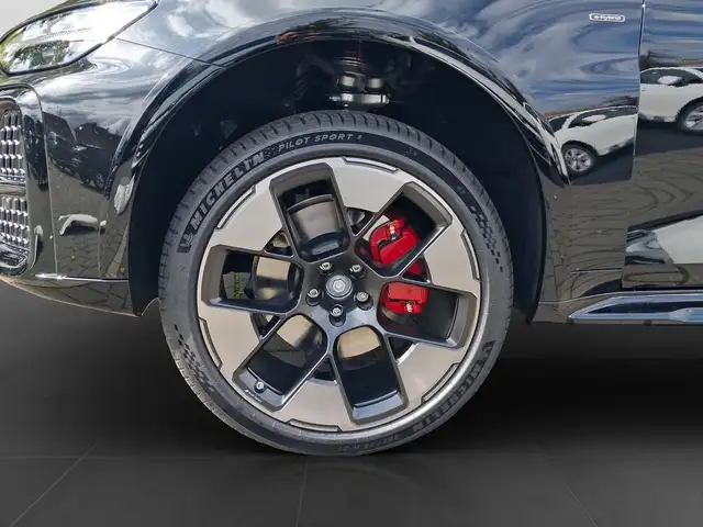 Audi A6 view 7