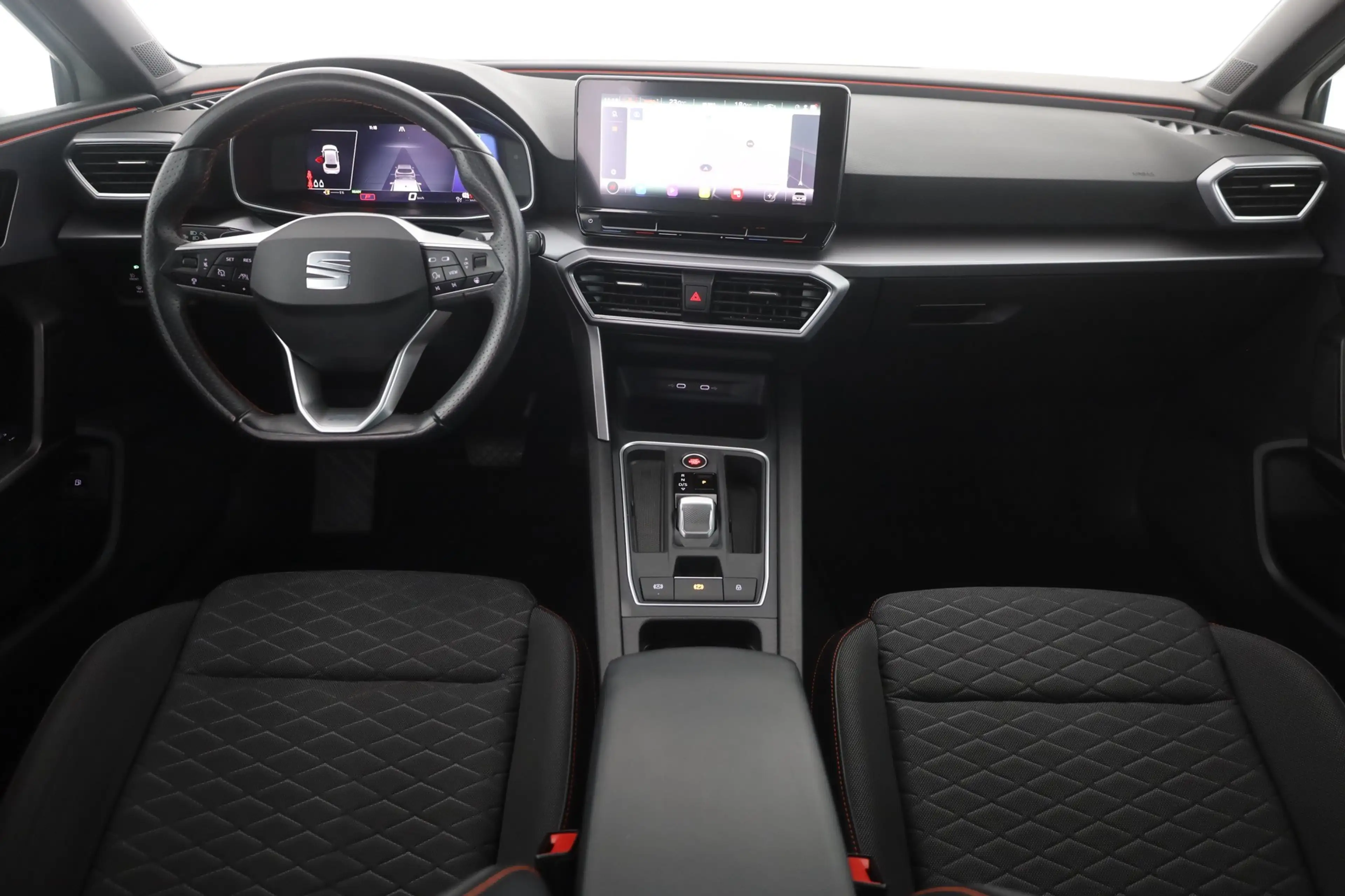 SEAT Leon 1.4 FR e-Hybrid LED Navi Sitzheizung Kamera — photo 9