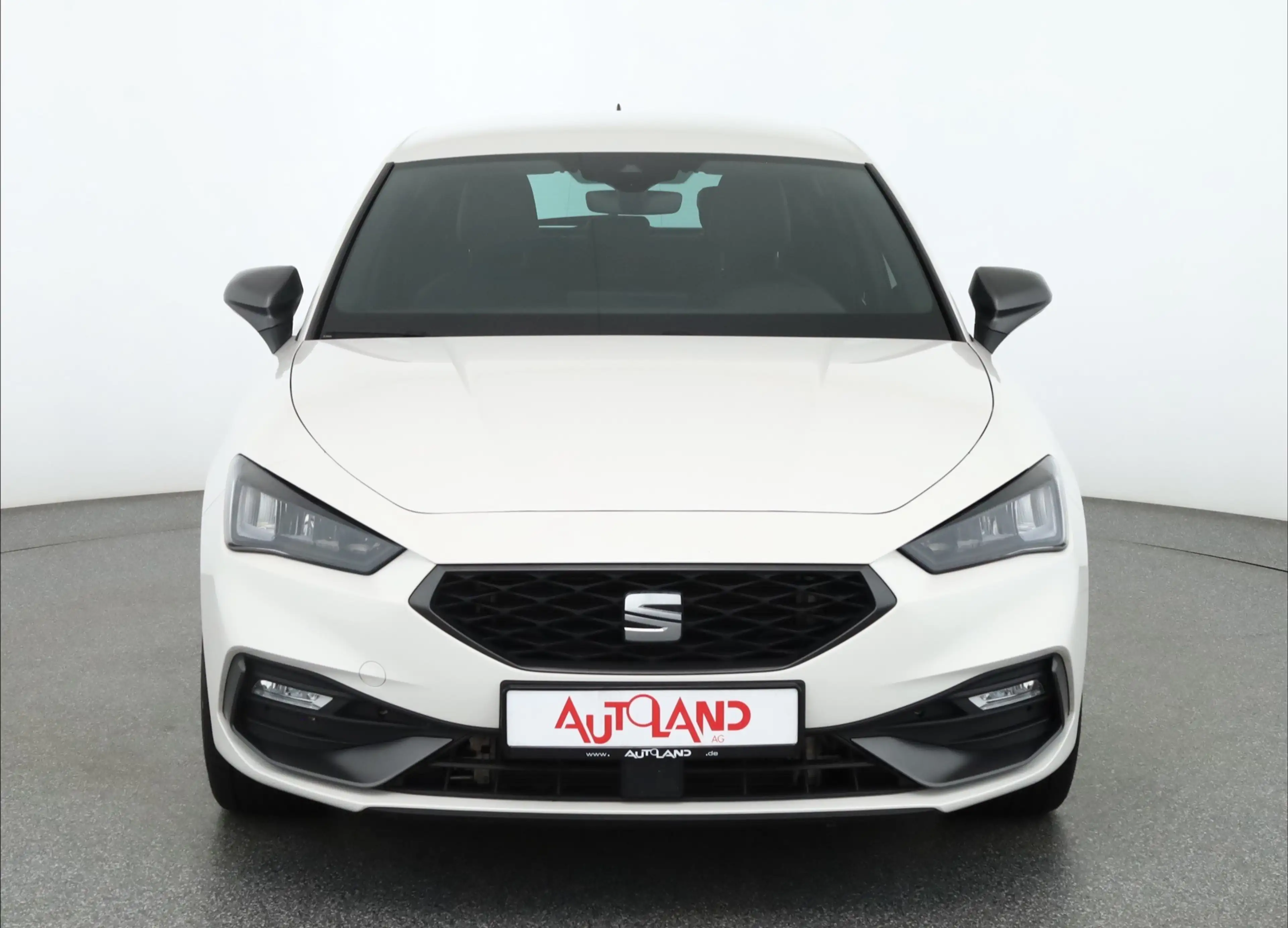 SEAT Leon 1.4 FR e-Hybrid LED Navi Sitzheizung Kamera — photo 8