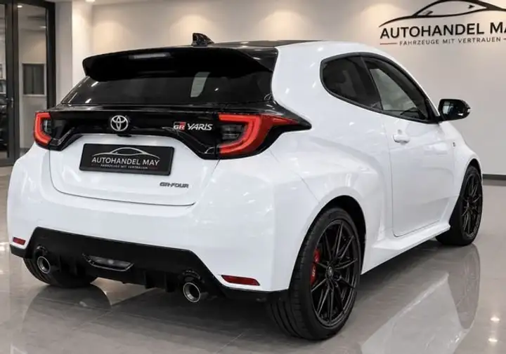 Toyota Yaris 2020, foto 8