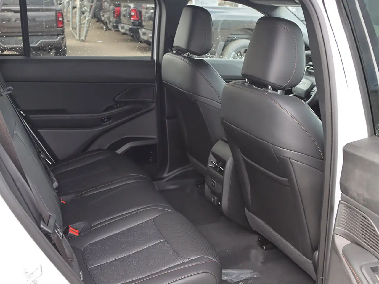 Jeep Cherokee снимка Jeep Cherokee