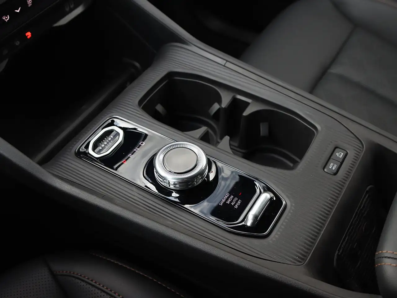 Jeep Cherokee снимка Jeep Cherokee
