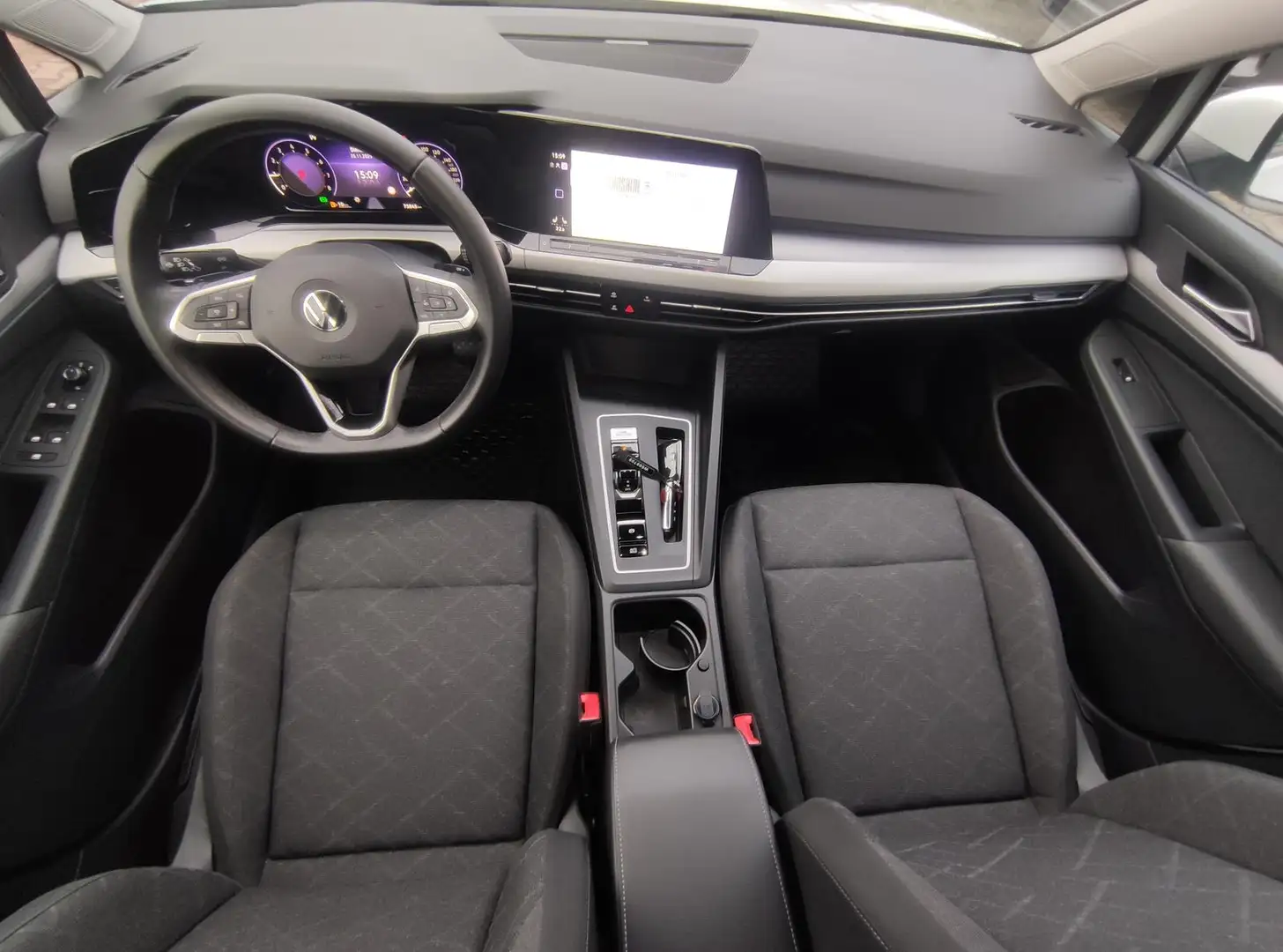 Volkswagen Golf Life 1.0 eTSI+110Ps+DSG+AHZV+Navi+ACC+PDC+ Bianco - 2