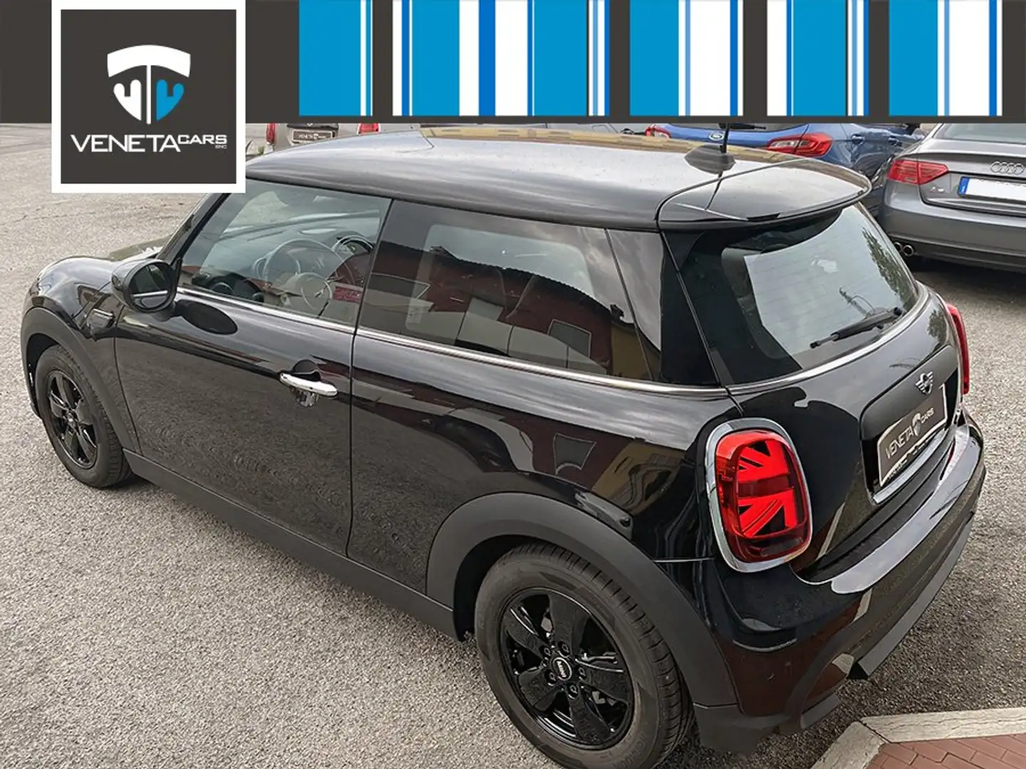 MINI One 1.5 benzina 3 porte 102 cv - mod. Classic Trim Zwart - 2