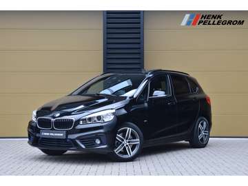 2-serie Active Tourer 220i High Executive * Sportl