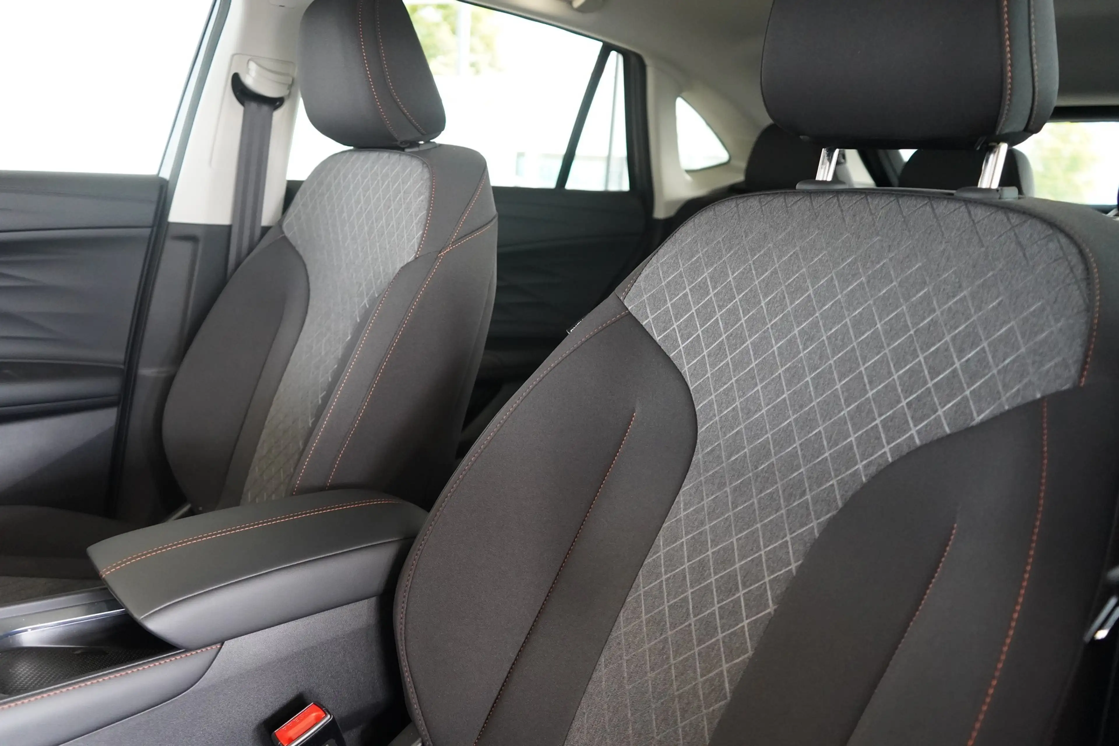 MG HS 1.5 Luxury LED Navi SHZ Kamera — photo 10
