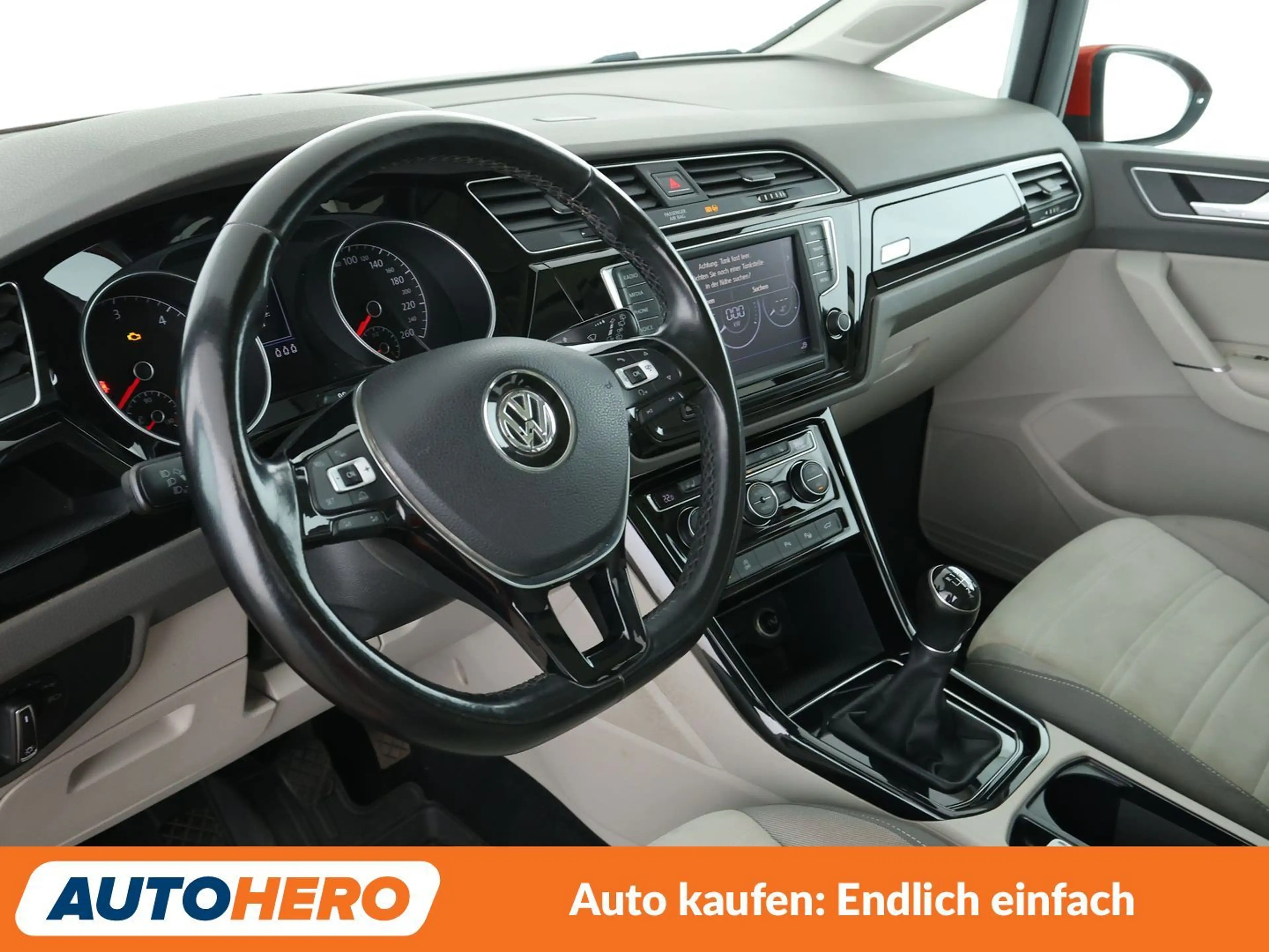 Volkswagen Touran 2.0 TDI Highline BlueMotion Tech *NAVI*TEMPO*AHK* — photo 11