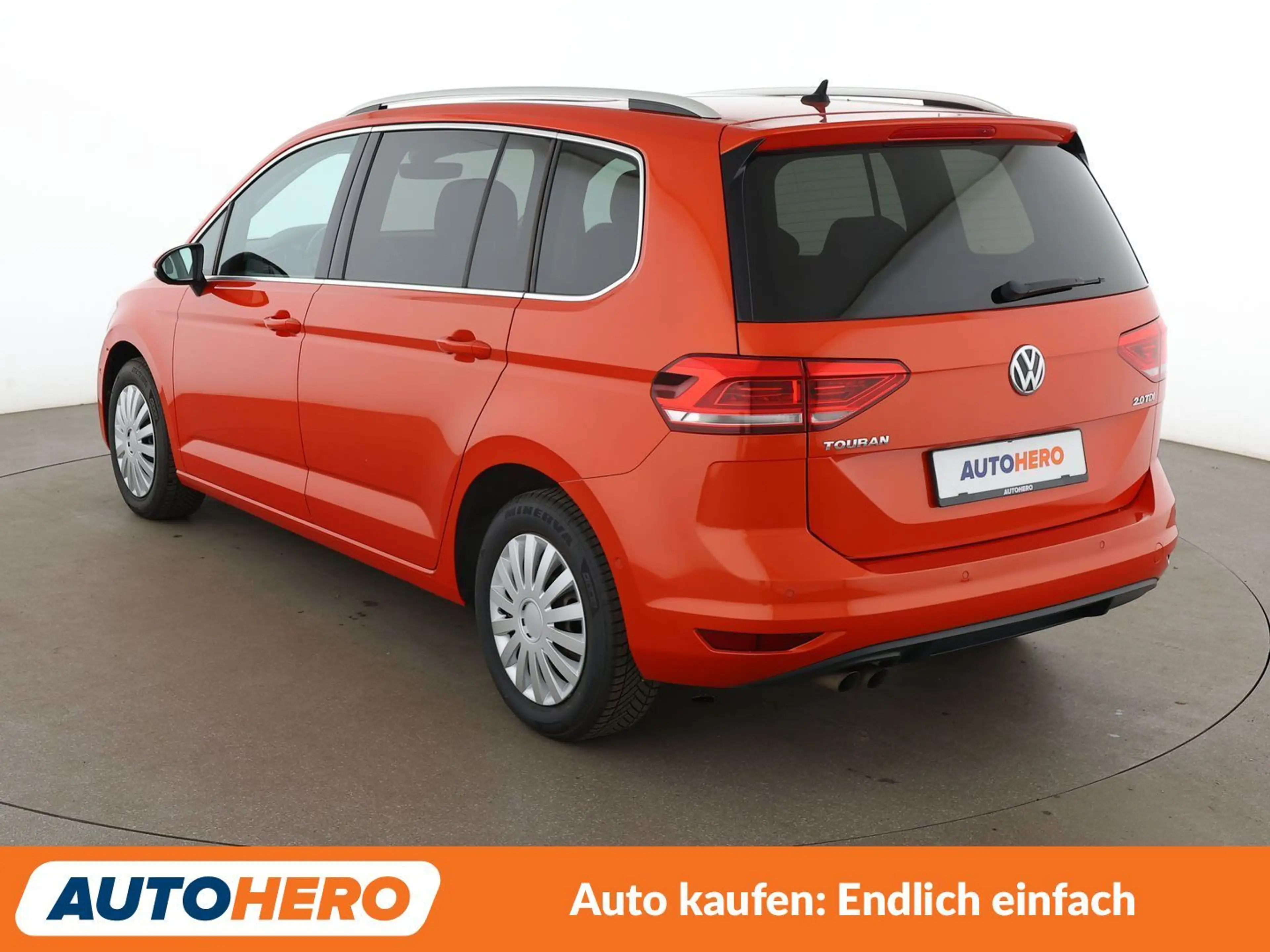 Volkswagen Touran 2.0 TDI Highline BlueMotion Tech *NAVI*TEMPO*AHK* — photo 4