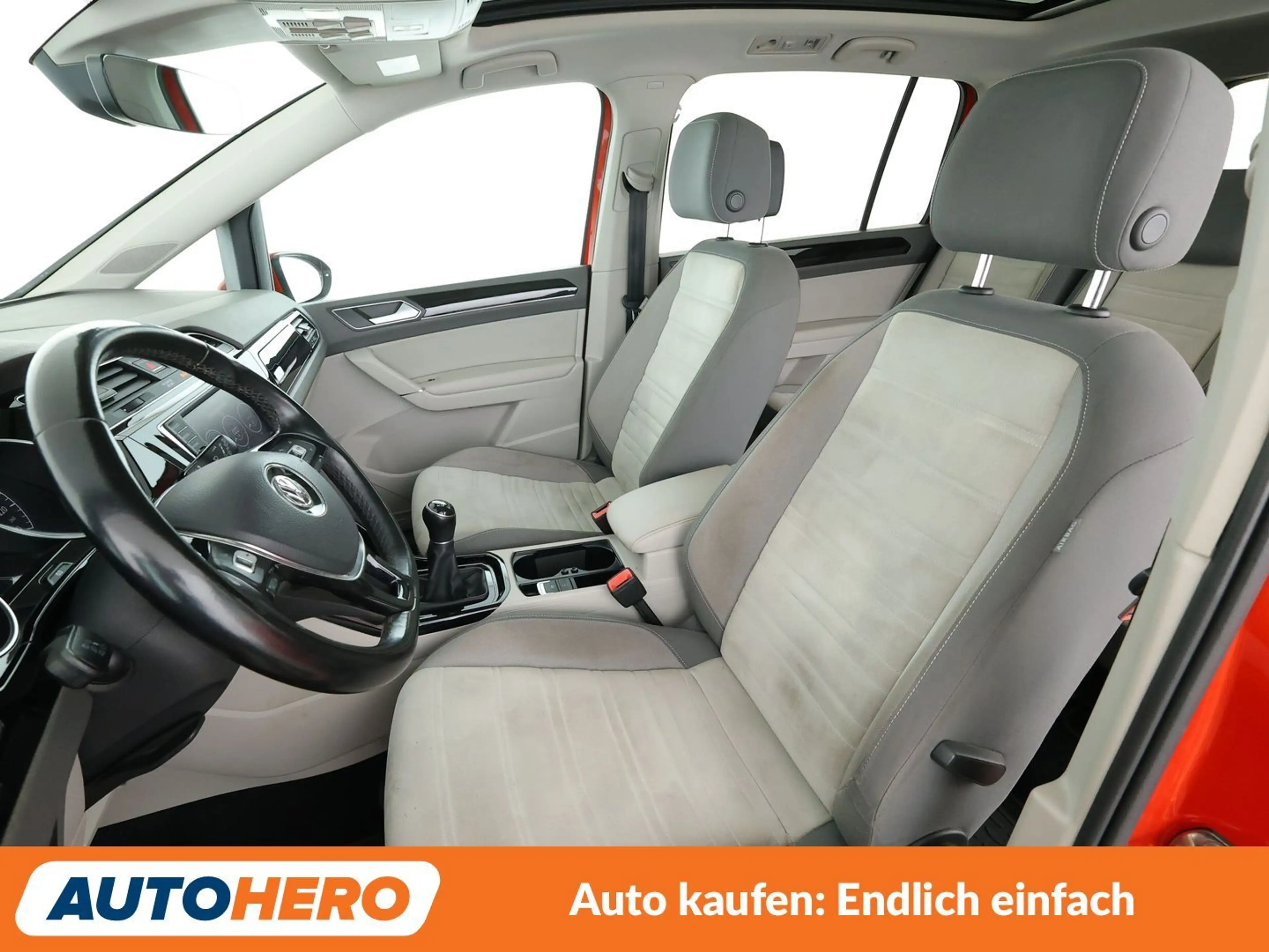Volkswagen Touran 2.0 TDI Highline BlueMotion Tech *NAVI*TEMPO*AHK* — photo 10