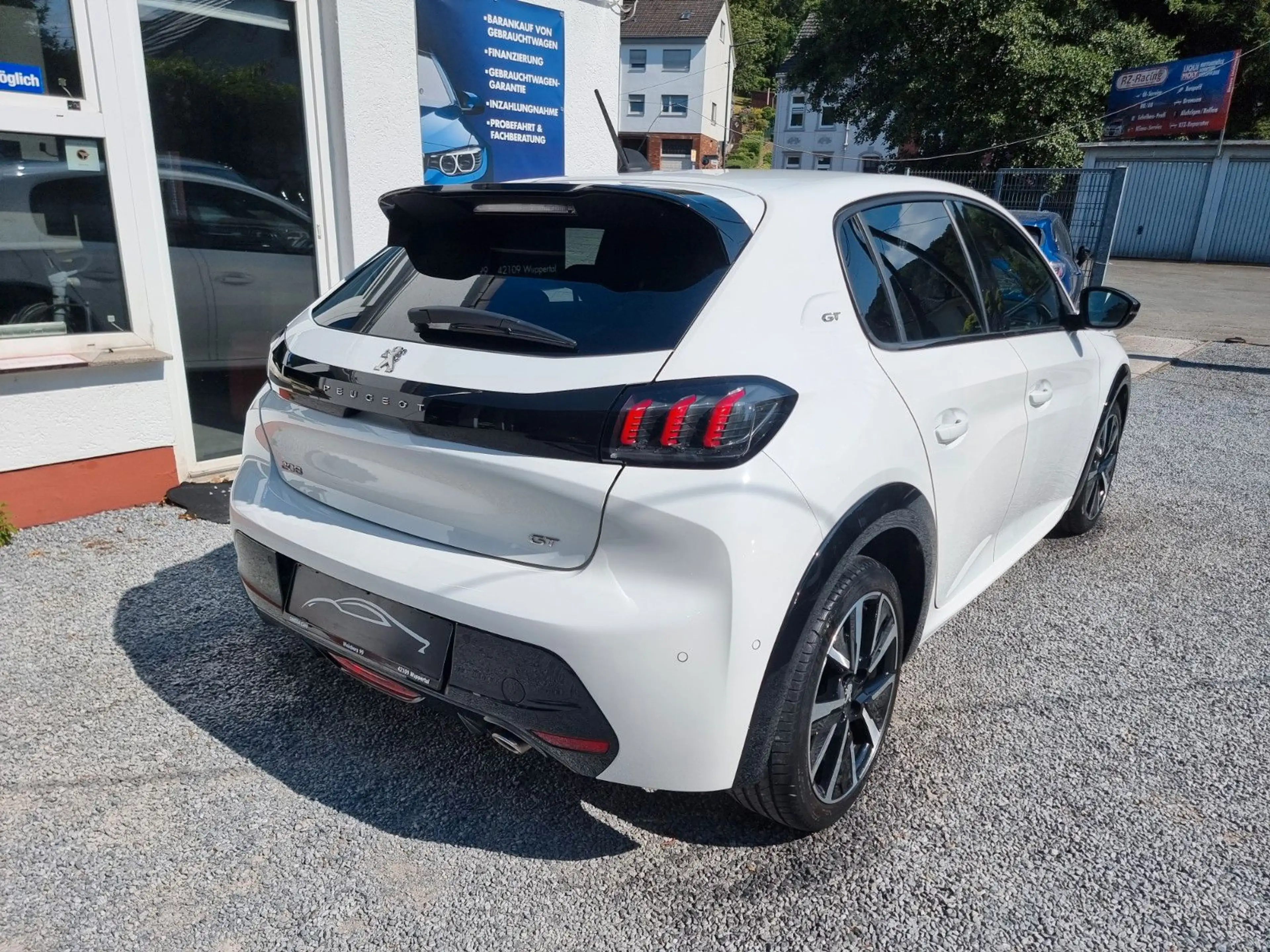 Peugeot 208 PureTech 100/ EAT8/ GT/ LED/ VIRTUAL/ NAVI — photo 6