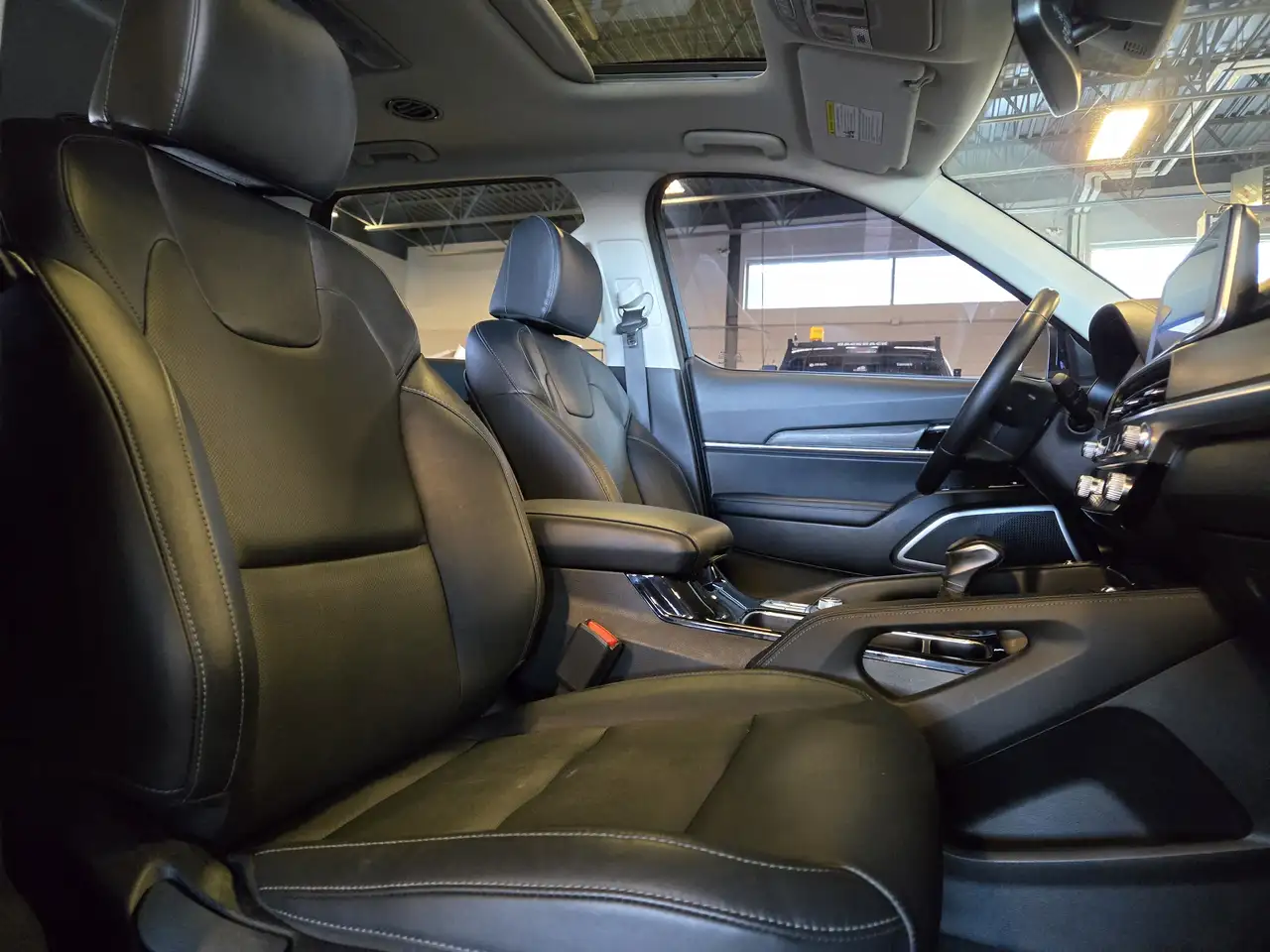 Kia Telluride снимка Kia Telluride