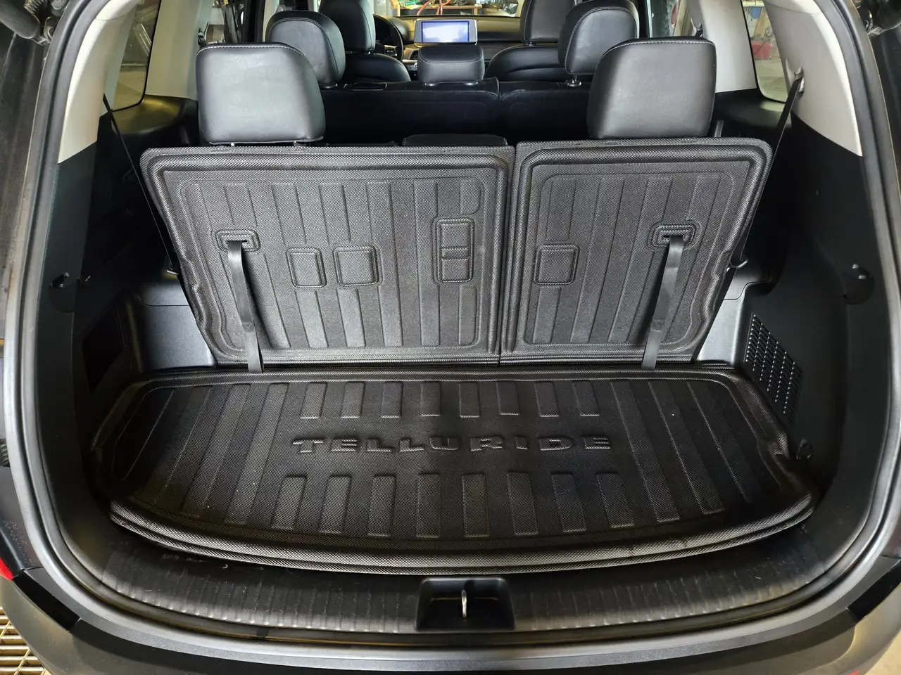Kia Telluride снимка Kia Telluride