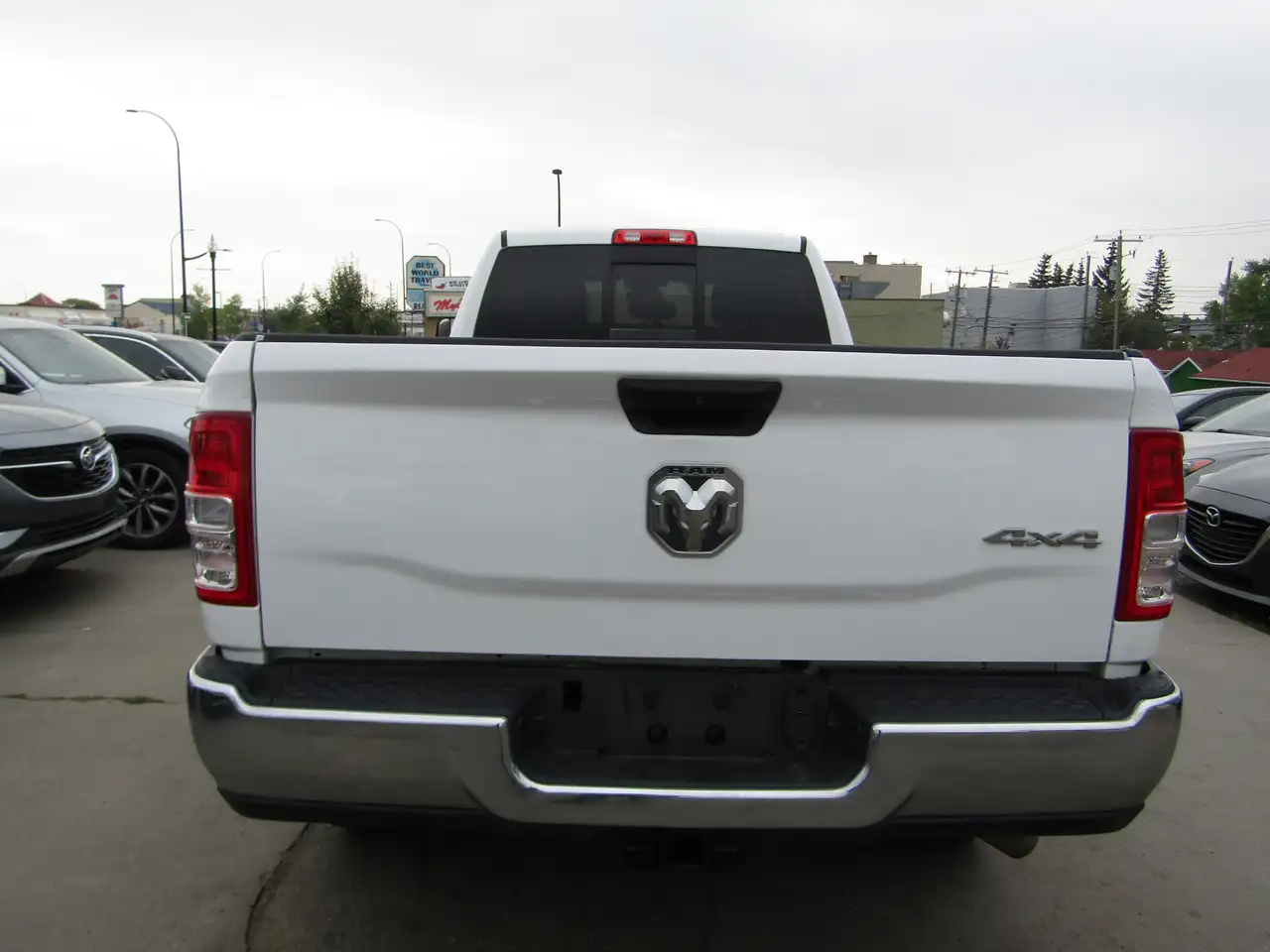 RAM 3500 снимка RAM 3500