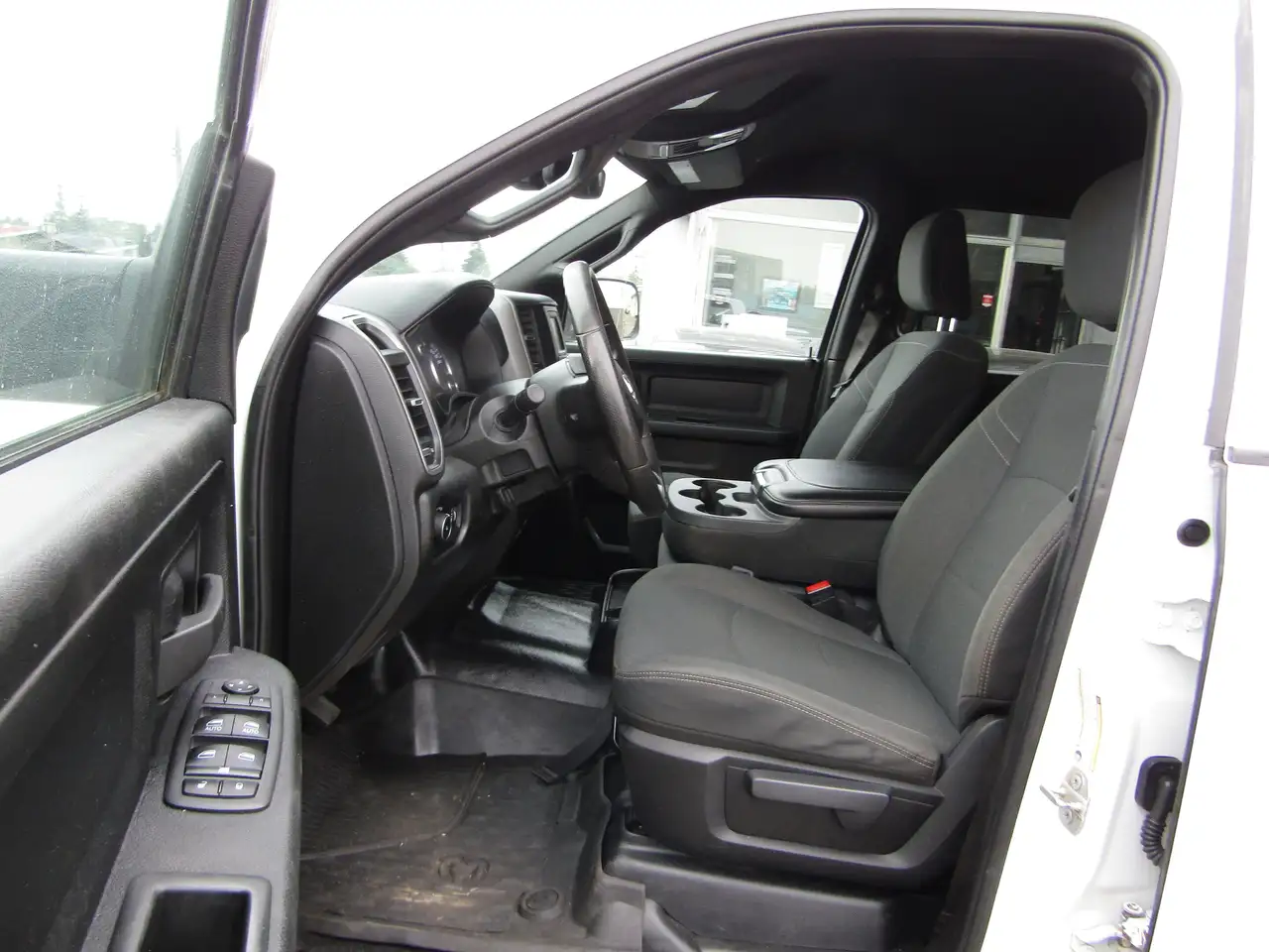 RAM 3500 снимка RAM 3500