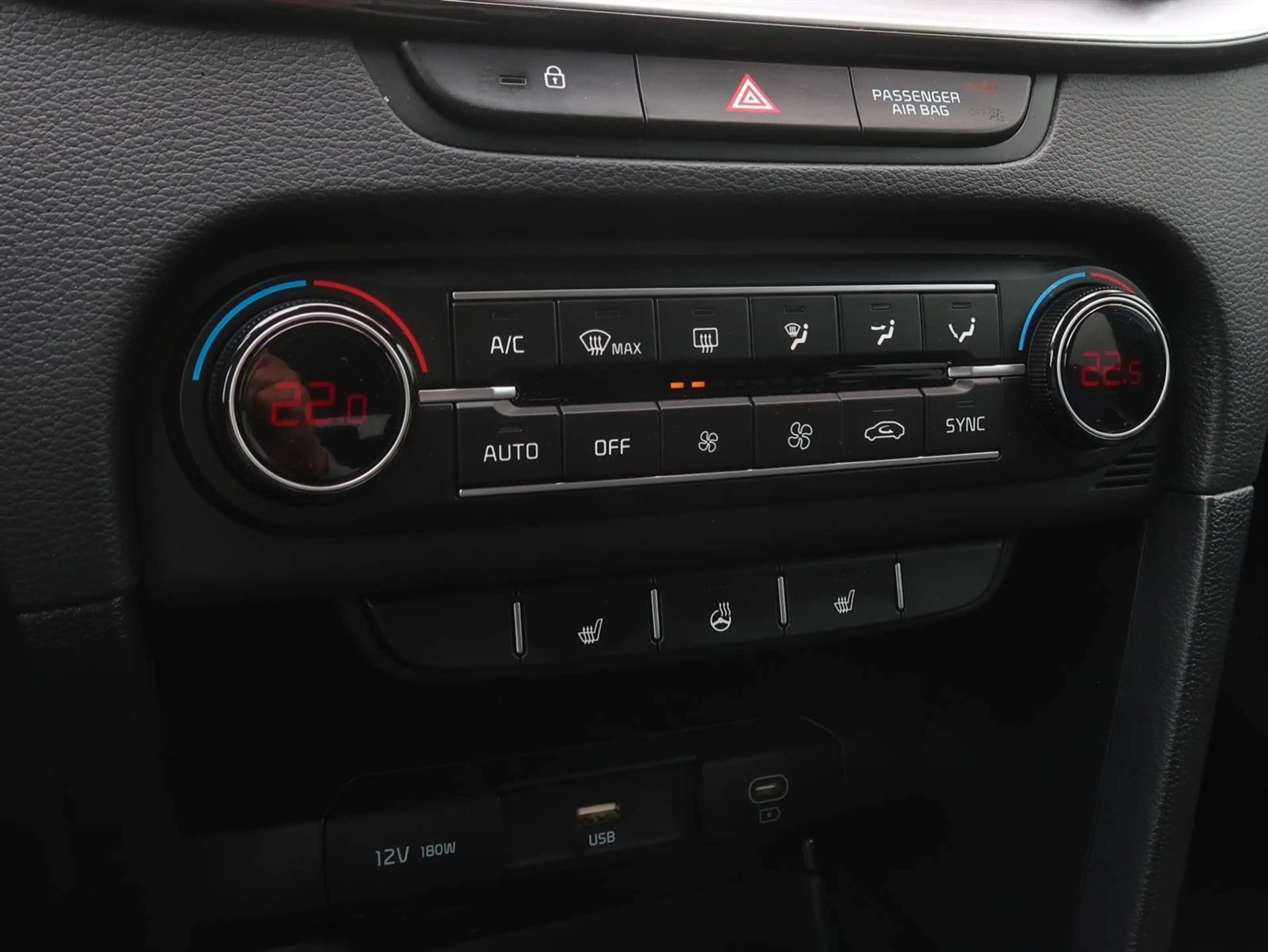 Kia Ceed SW / cee'd SW — photo 12