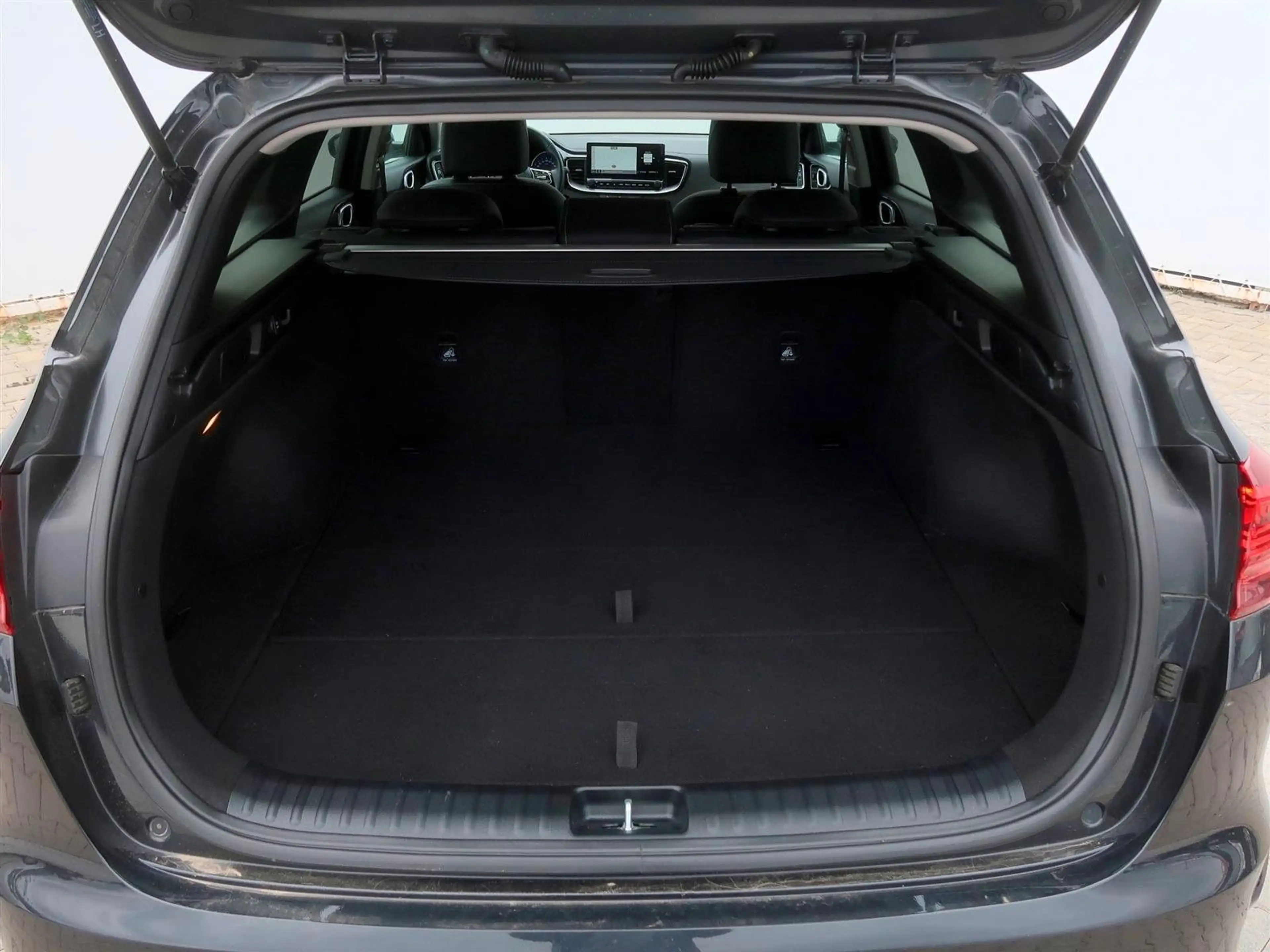 Kia Ceed SW / cee'd SW — photo 15