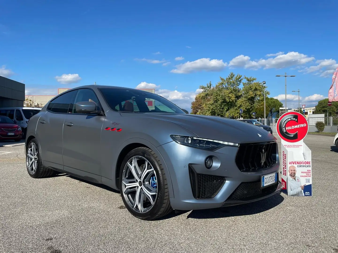 Maserati Levante Levante 3.8 V8 Trofeo 580cv auto "FULL OPTIONALS" Grigio - 2