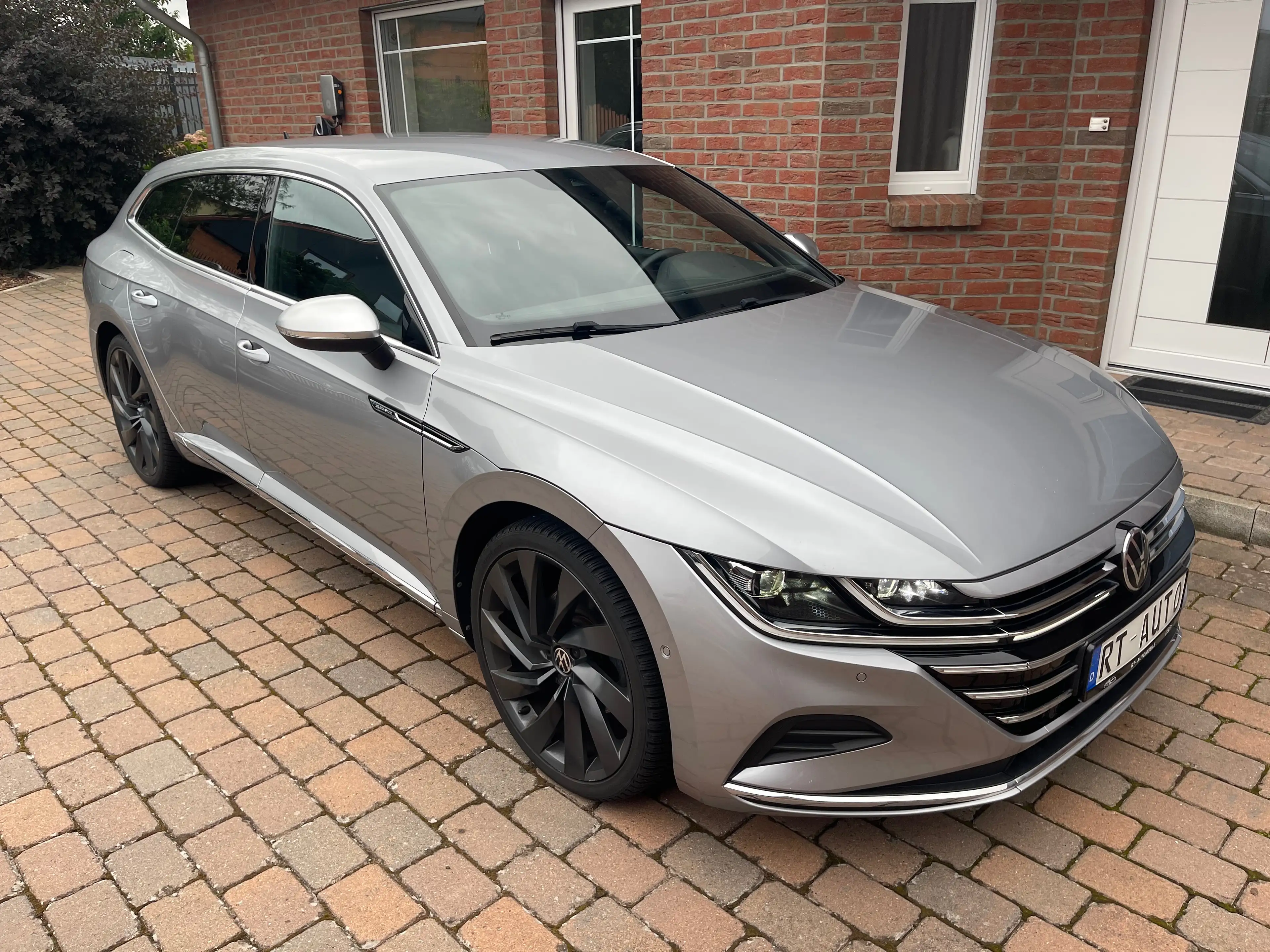 Volkswagen Arteon Elegance 2.0 TDI 200PS LED Leder — photo 2