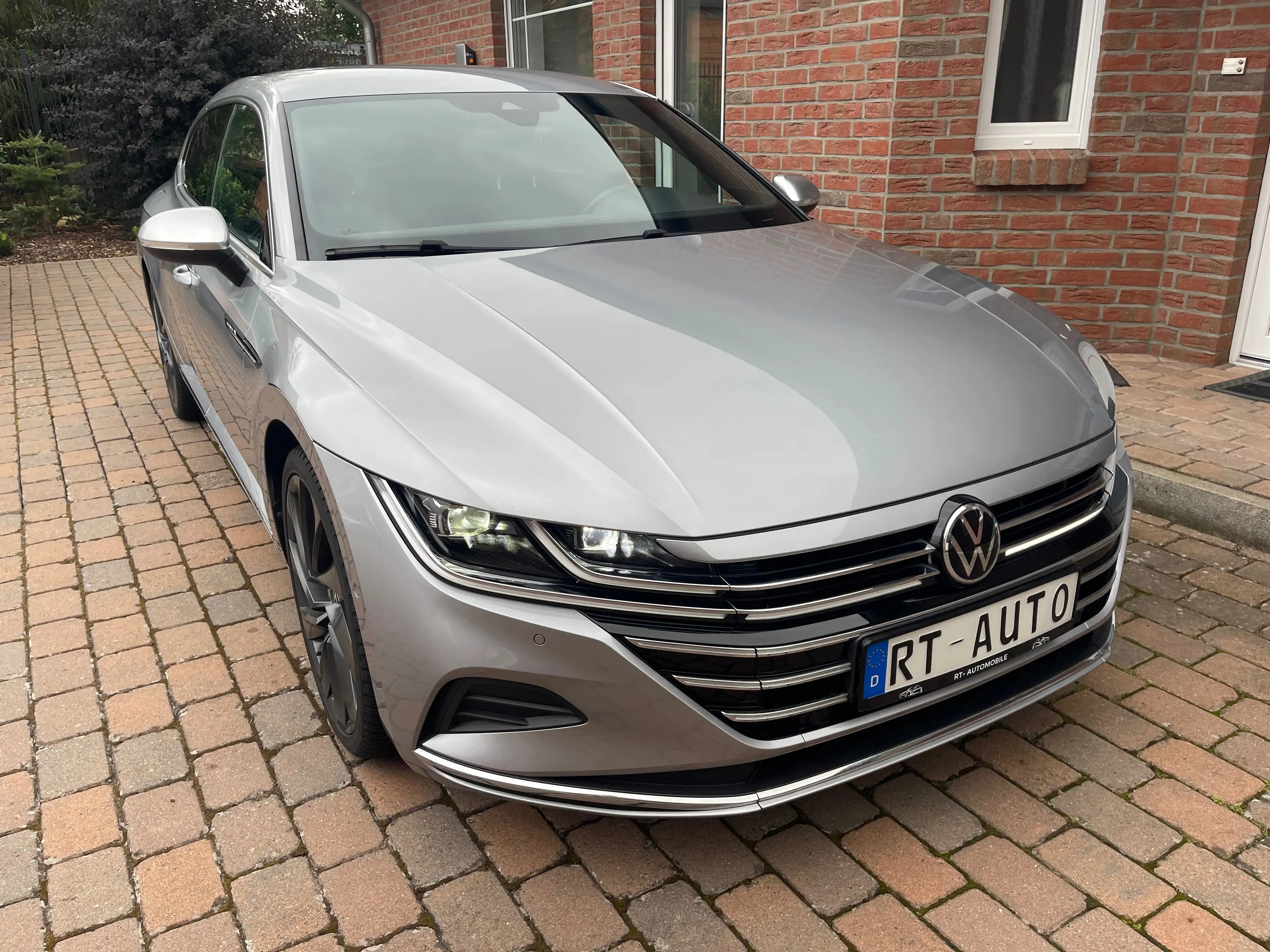 Volkswagen Arteon Elegance 2.0 TDI 200PS LED Leder — photo 9