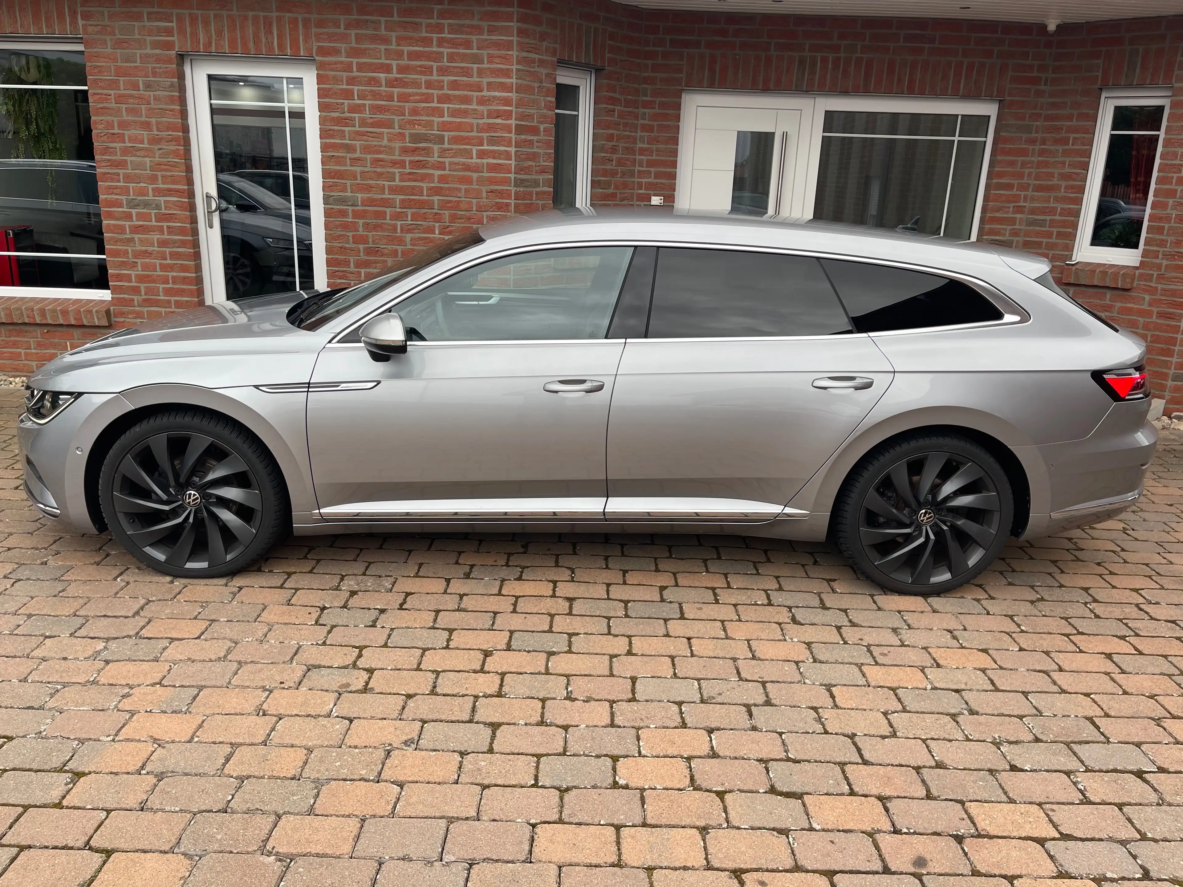 Volkswagen Arteon Elegance 2.0 TDI 200PS LED Leder — photo 4
