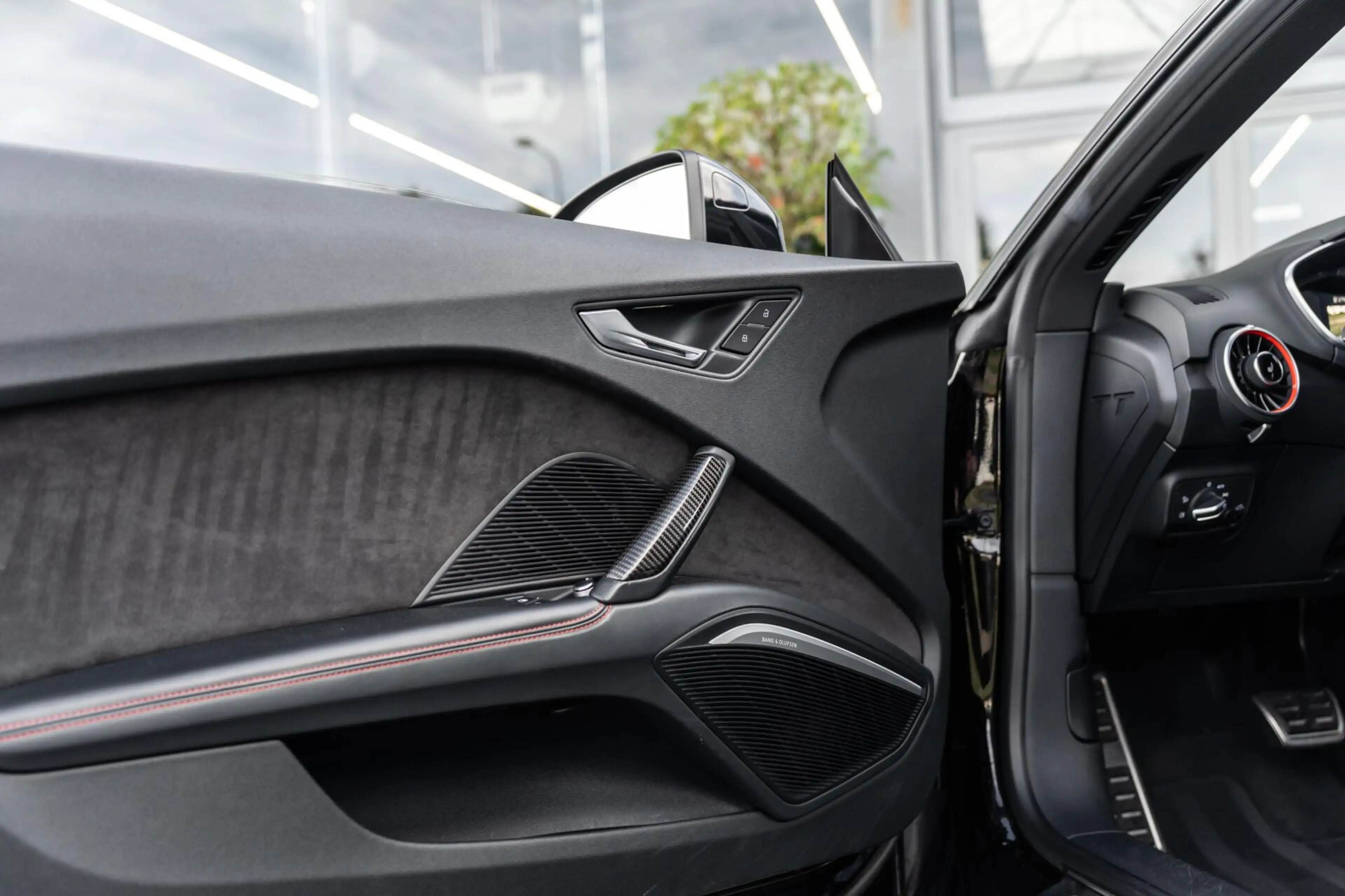 Audi TT RS 2.5 TFSI TT quattro Schaalstoelen Carbon B&O DAB+ — photo 21