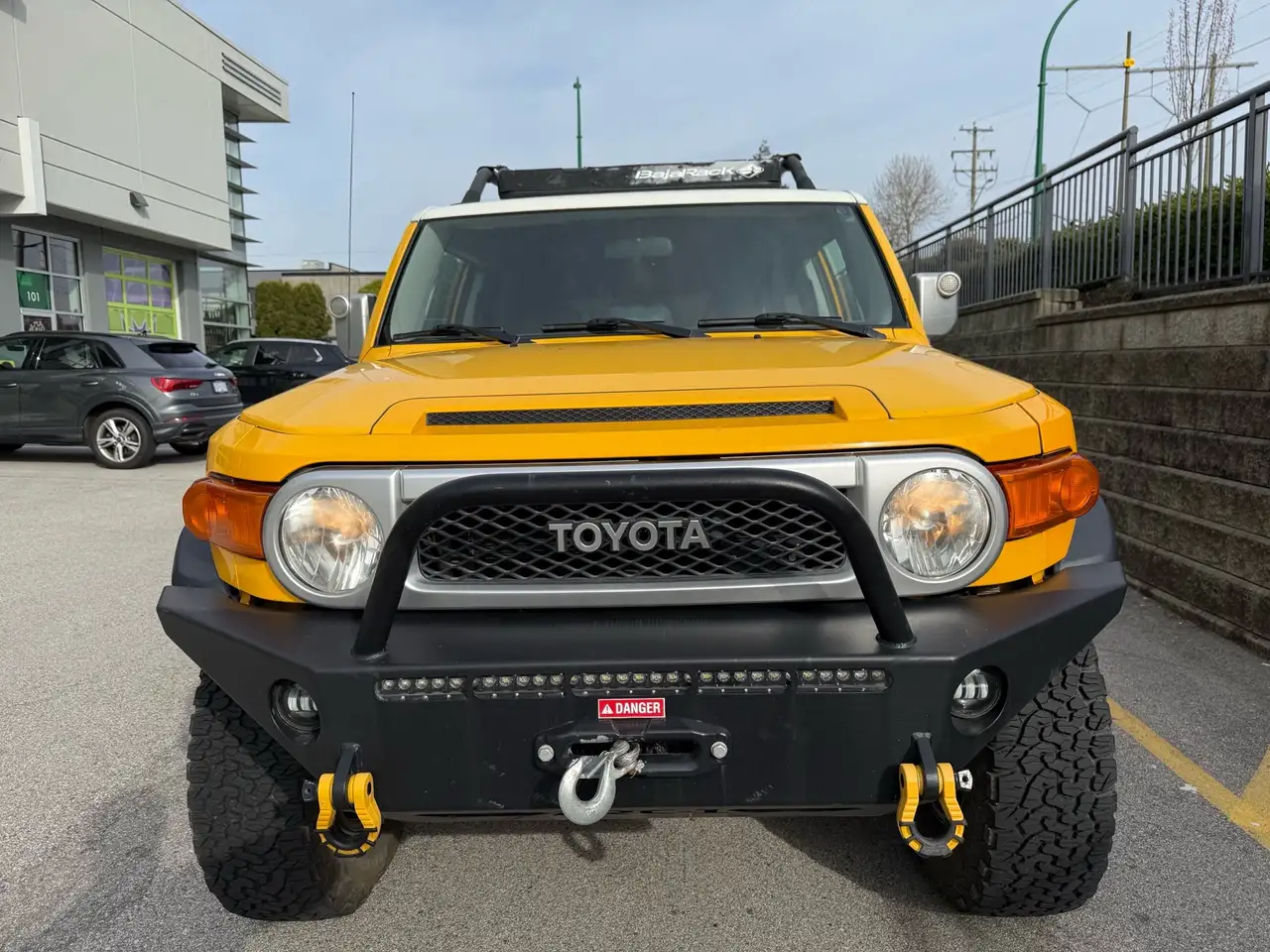 Toyota FJ Cruiser photo Toyota FJ Cruiser