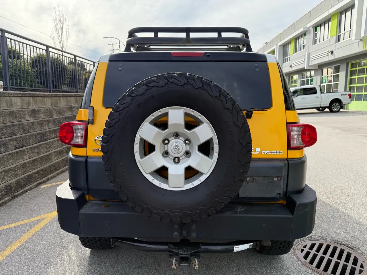 Toyota FJ Cruiser photo Toyota FJ Cruiser