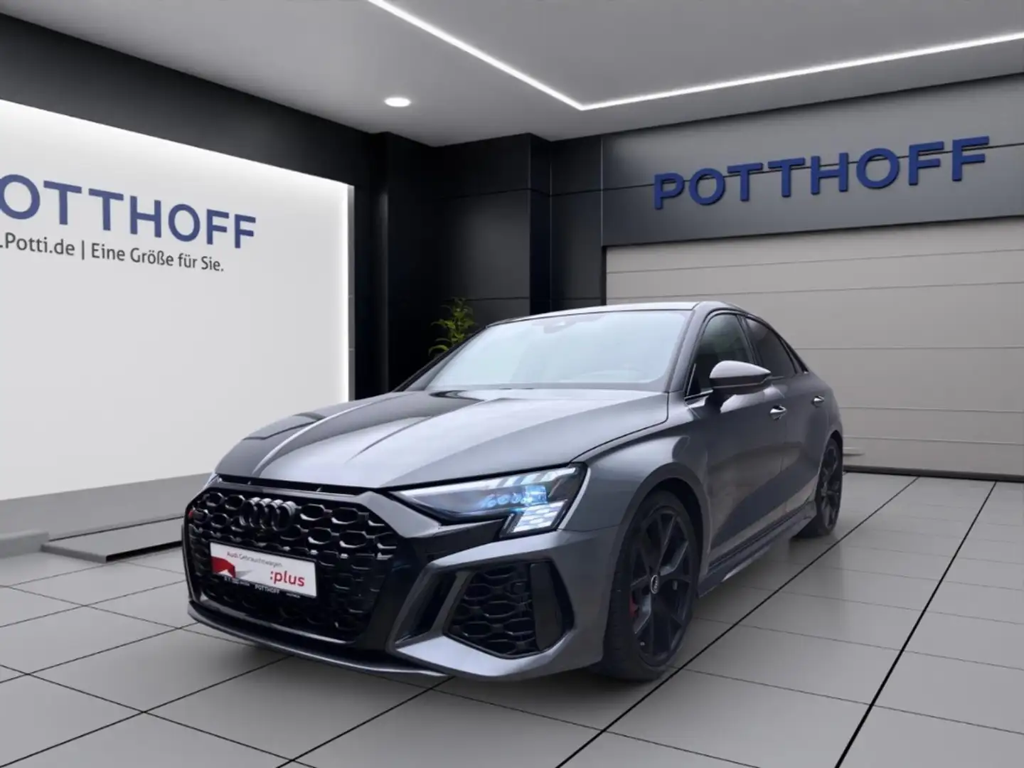 Audi RS3 Limousine PANO LM19 NAVI ACC B&O HUD Grau - 1