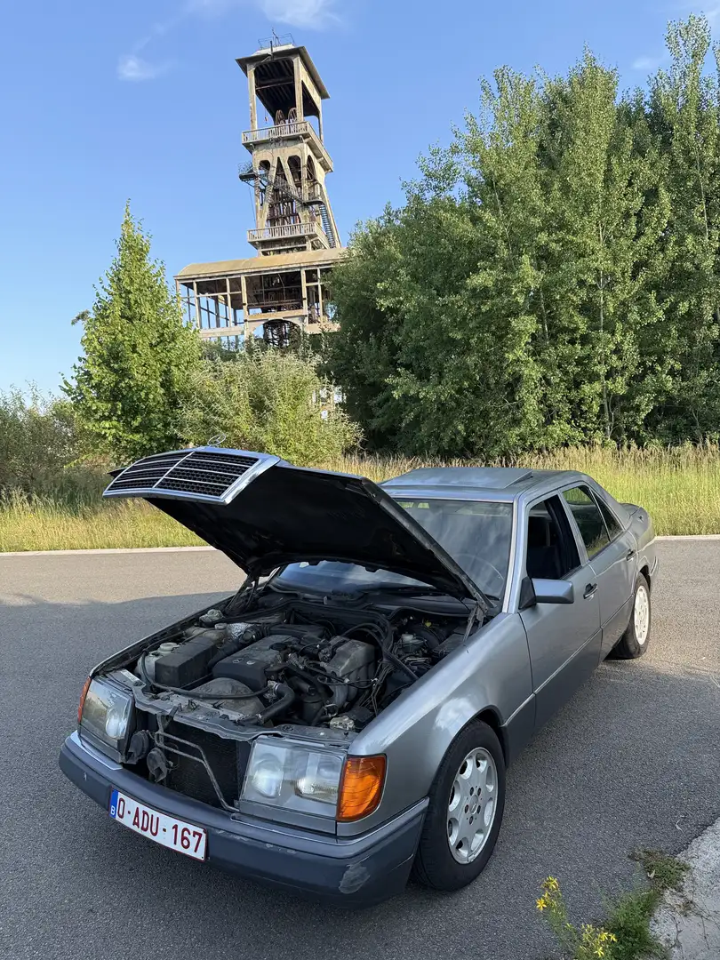 Mercedes-Benz E 220 220E W124 automaat schuifdak - 2
