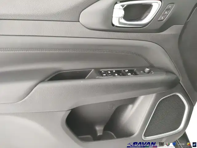 Jeep Compass view 10