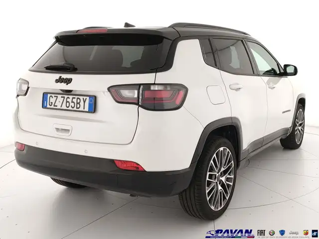 Jeep Compass view 5