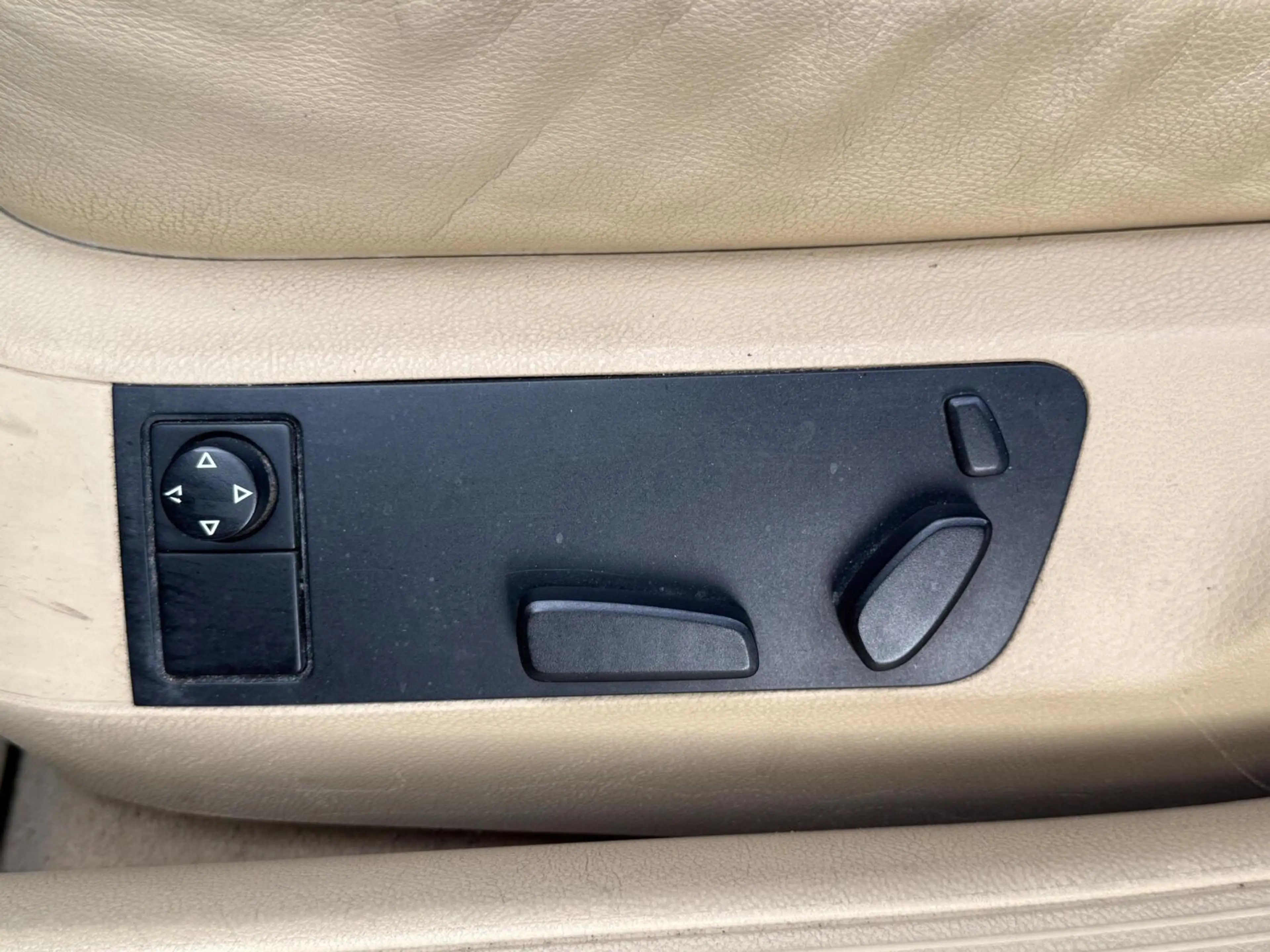 Volkswagen Phaeton 3.2 V6 5p. Leder - Xenon - Navi - Luchtvering - Lu — photo 25