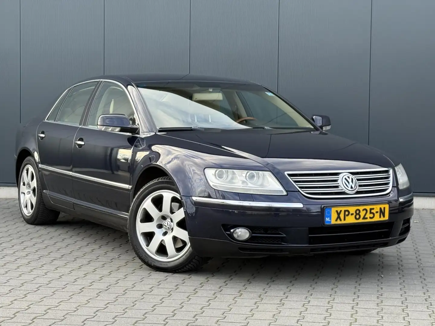 Volkswagen Phaeton 3.2 V6 5p. Leder - Xenon - Navi - Luchtvering - Lu Blauw - 2