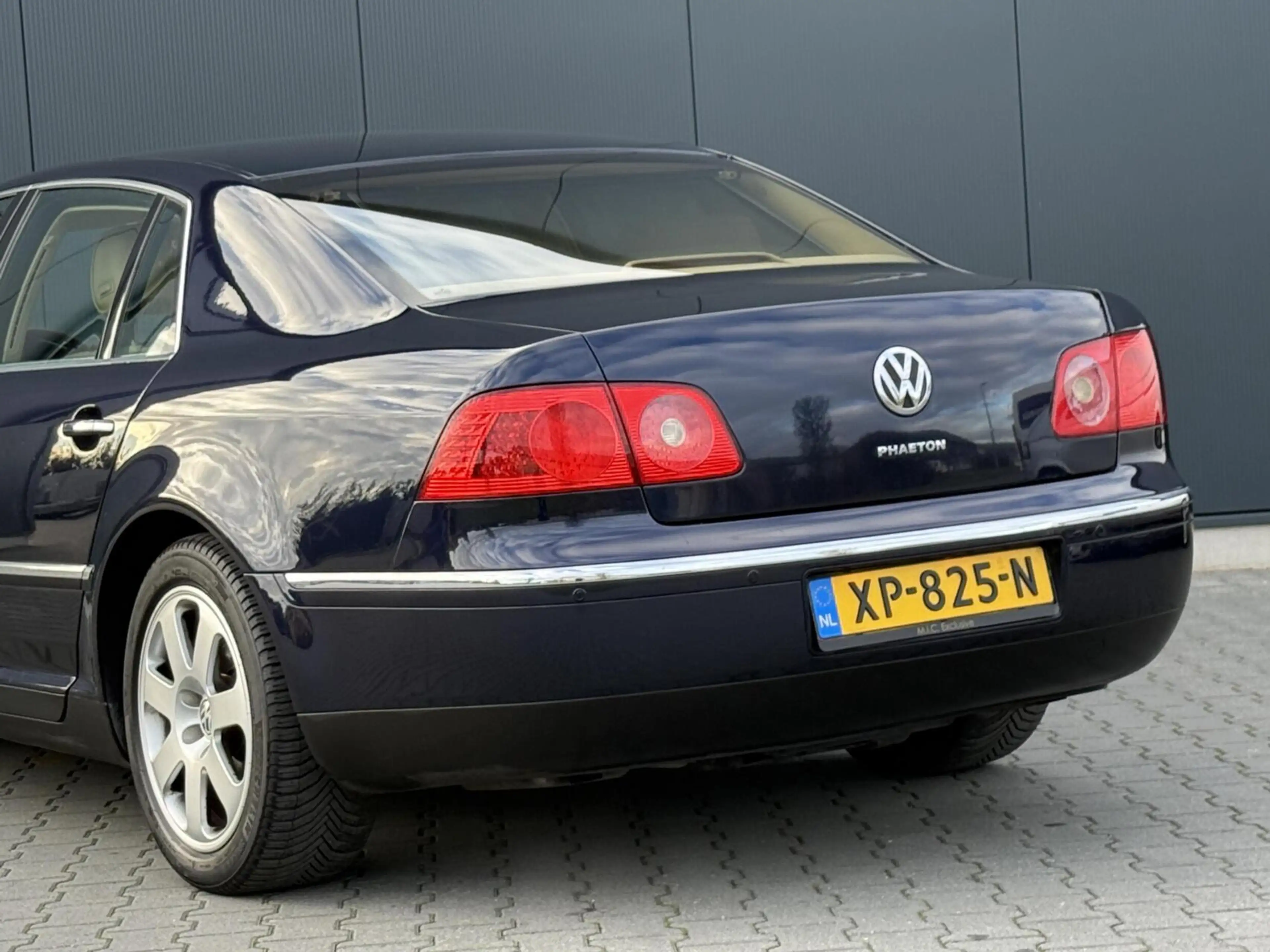 Volkswagen Phaeton 3.2 V6 5p. Leder - Xenon - Navi - Luchtvering - Lu — photo 13