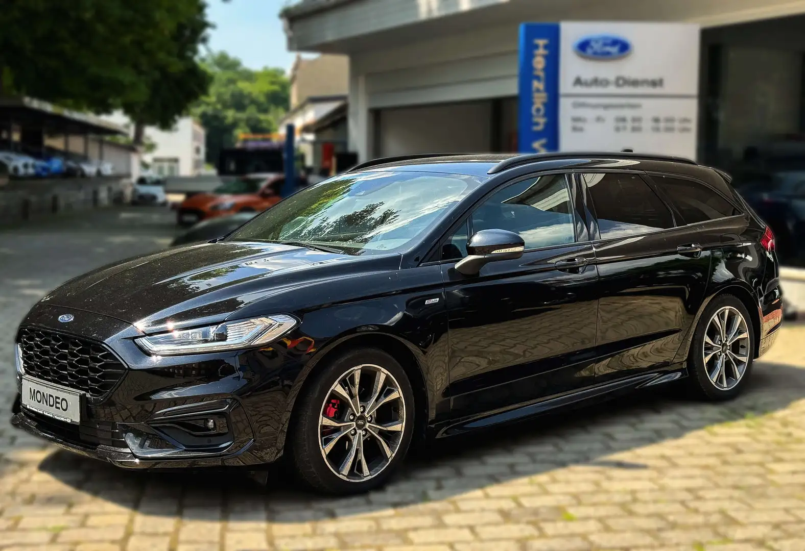 Ford Mondeo ST-Line Negro - 1