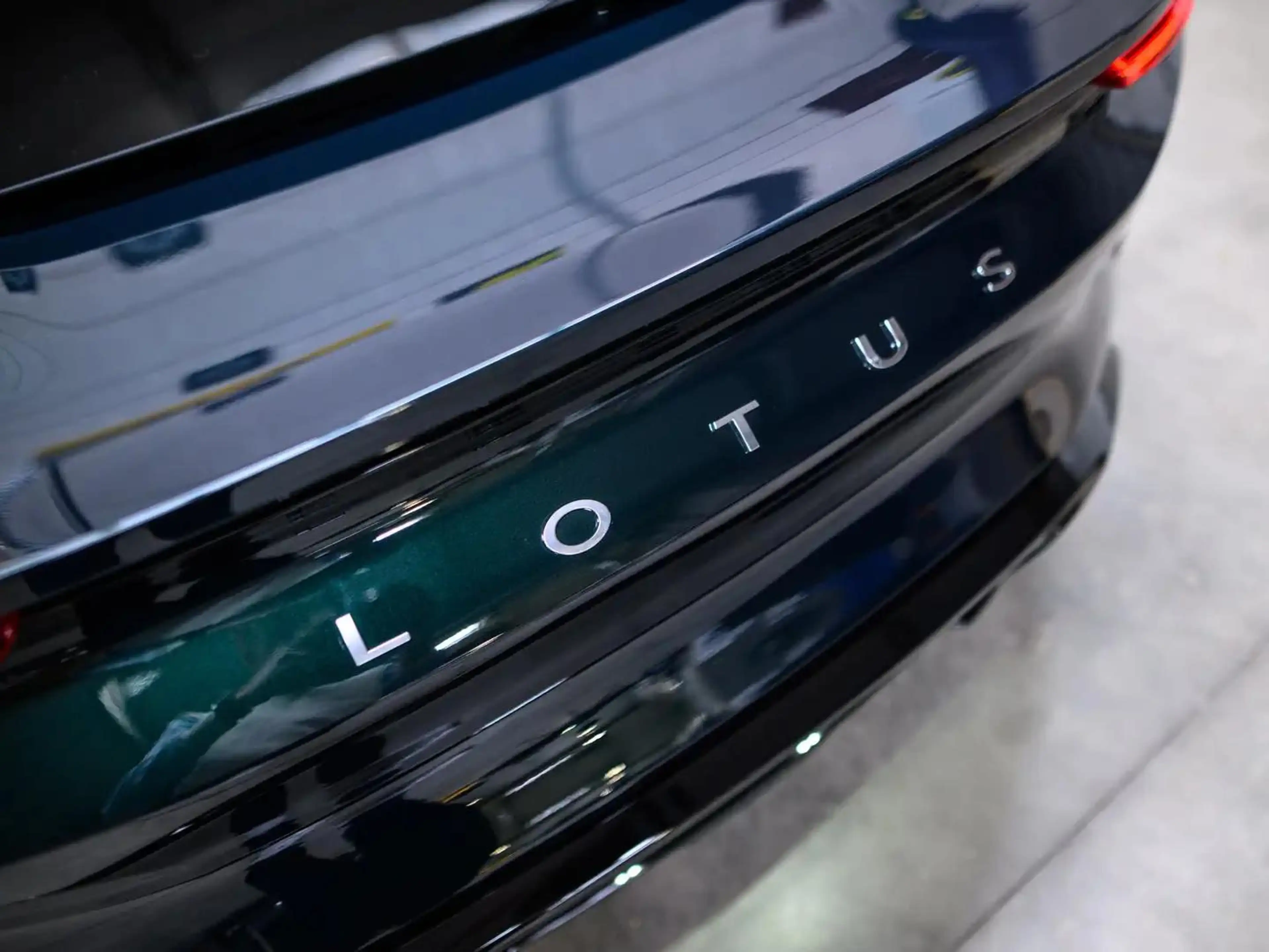 Lotus Emira 3.5 V6 Supercharged First Edition In Full PPF — photo 3