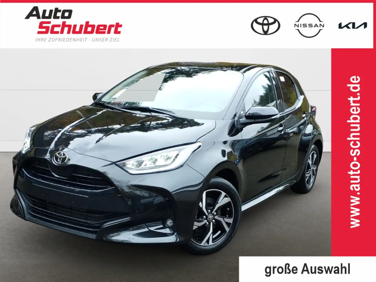 Toyota Yaris 1,5 Team D COMFORT-PAKET+KLIMAAUTO+KAMERA+APPLECAR Schwarz - 1